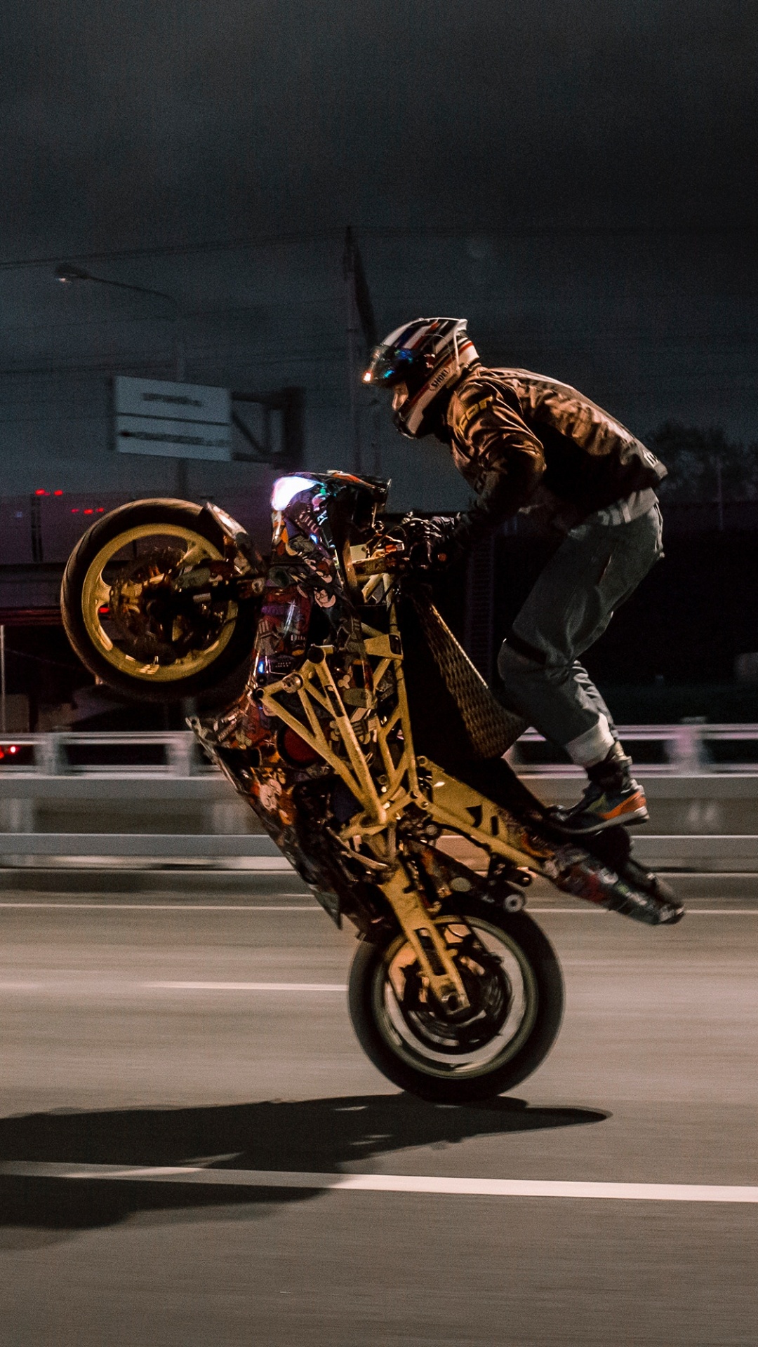 Обои мотоцикл, велосипед, Вили, трюк, каскадер в разрешении 1080x1920