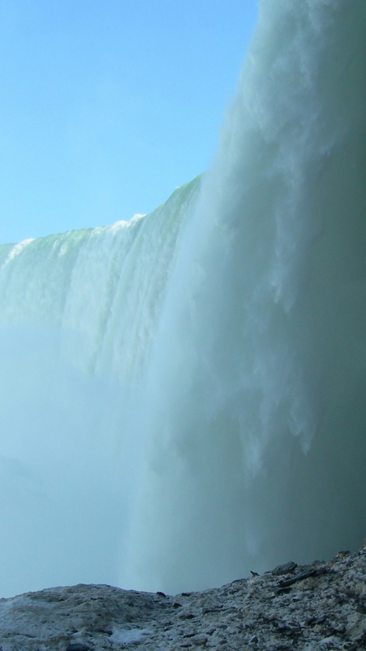 Обои водопад, обрыв, формирование, природа, красота в разрешении 720x1280