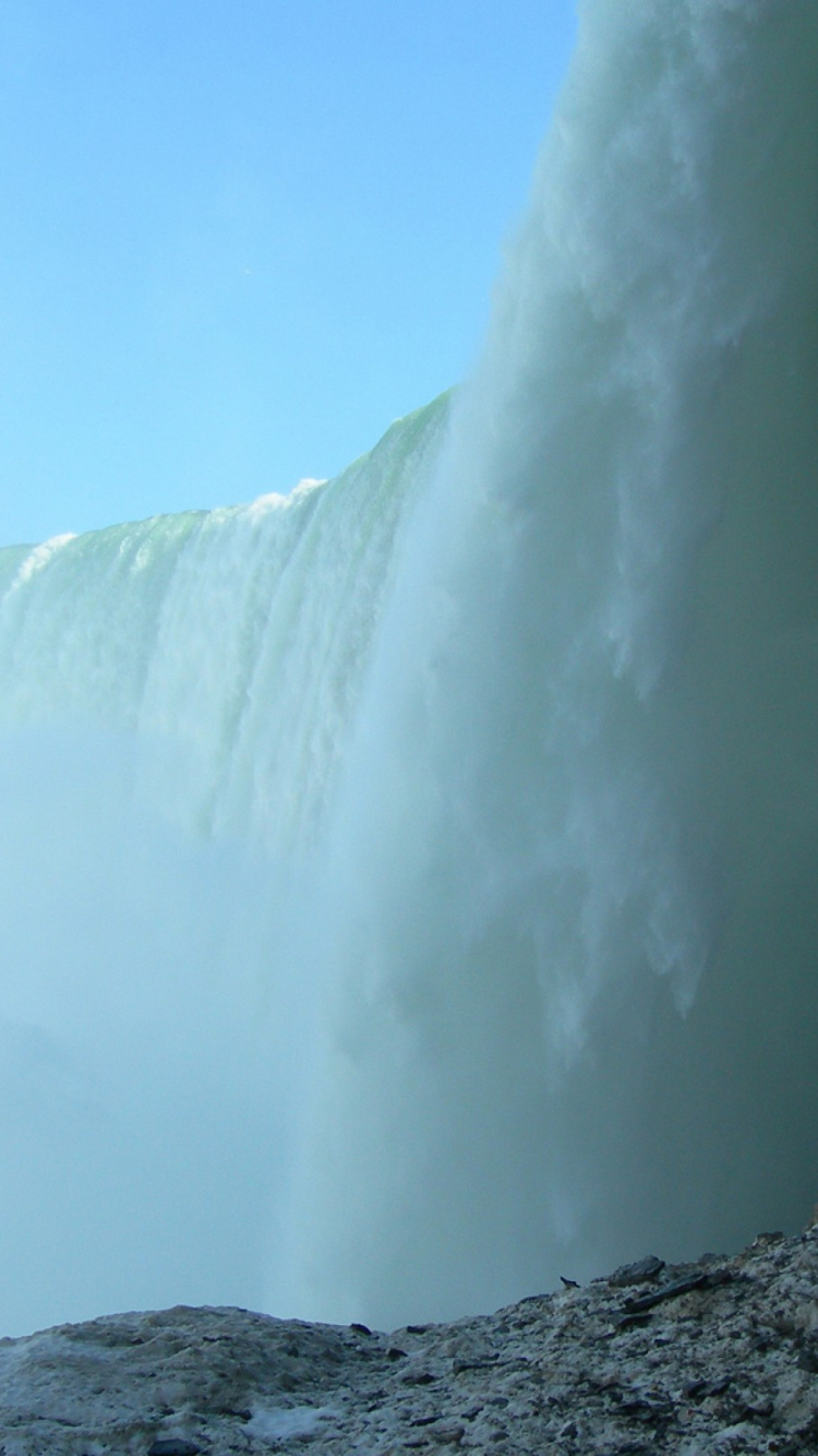 Обои водопад, обрыв, формирование, природа, красота в разрешении 750x1334