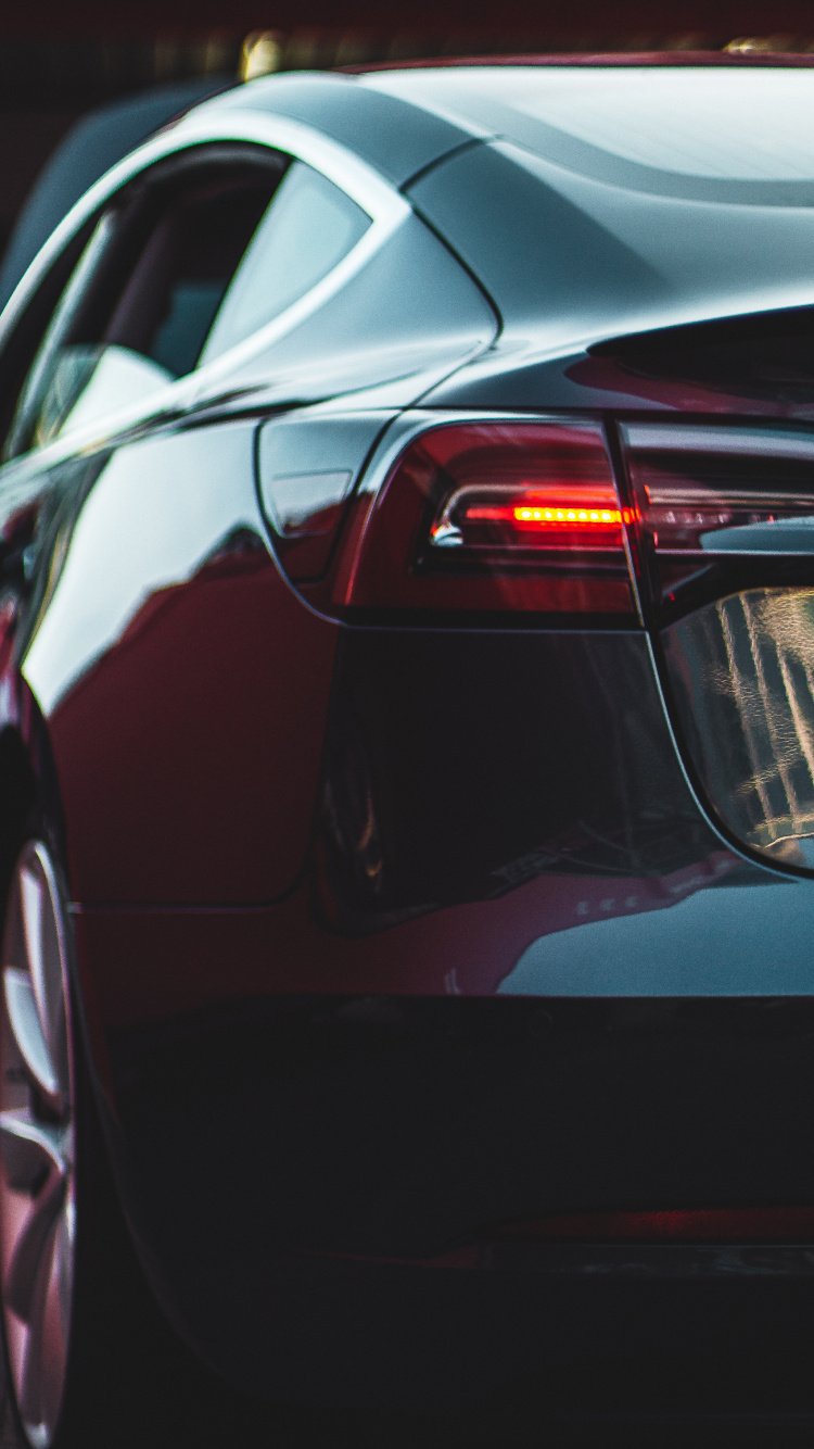 Обои Tesla Model S, представительский автомобиль, седан, полный размер автомобиля, ствол в разрешении 750x1334