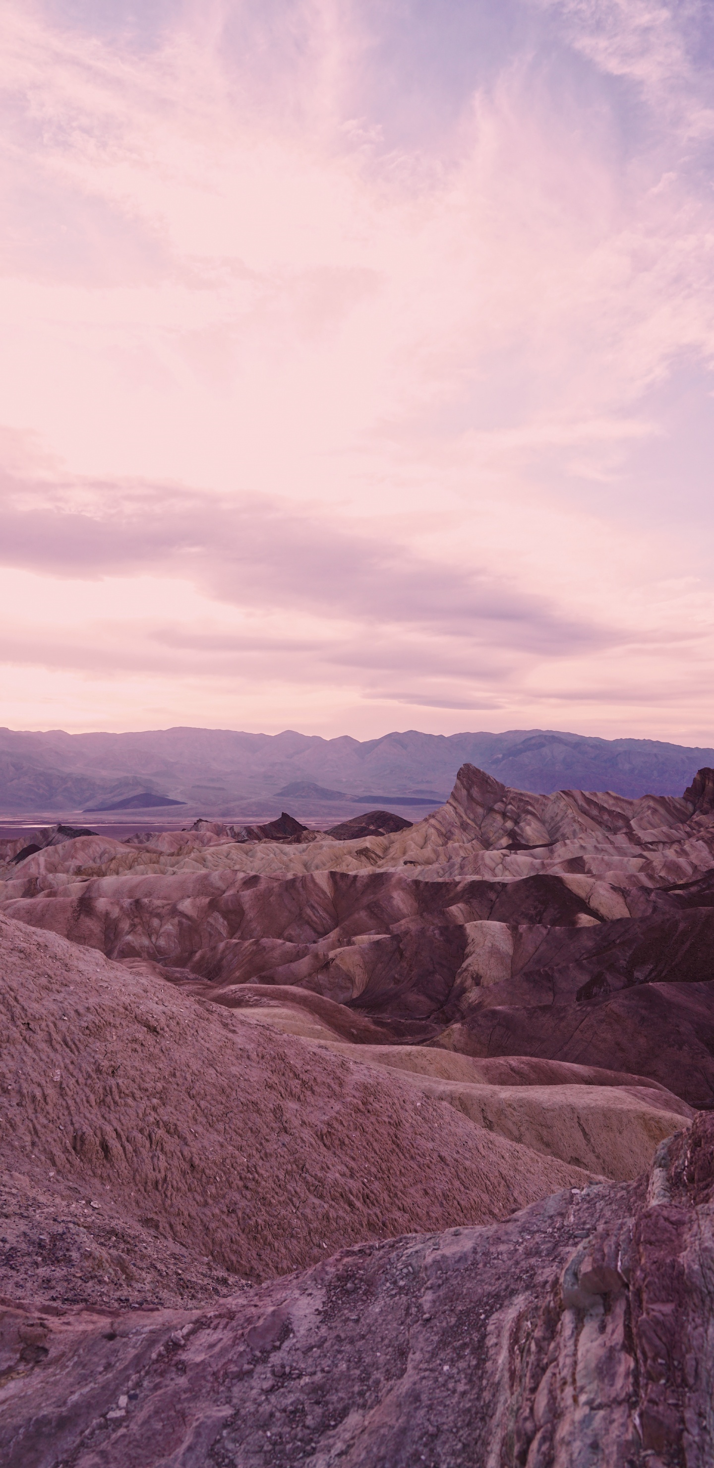 Обои бесплодные земли, горный рельеф, Вади, природный ландшафт, дикая местность в разрешении 1440x2960