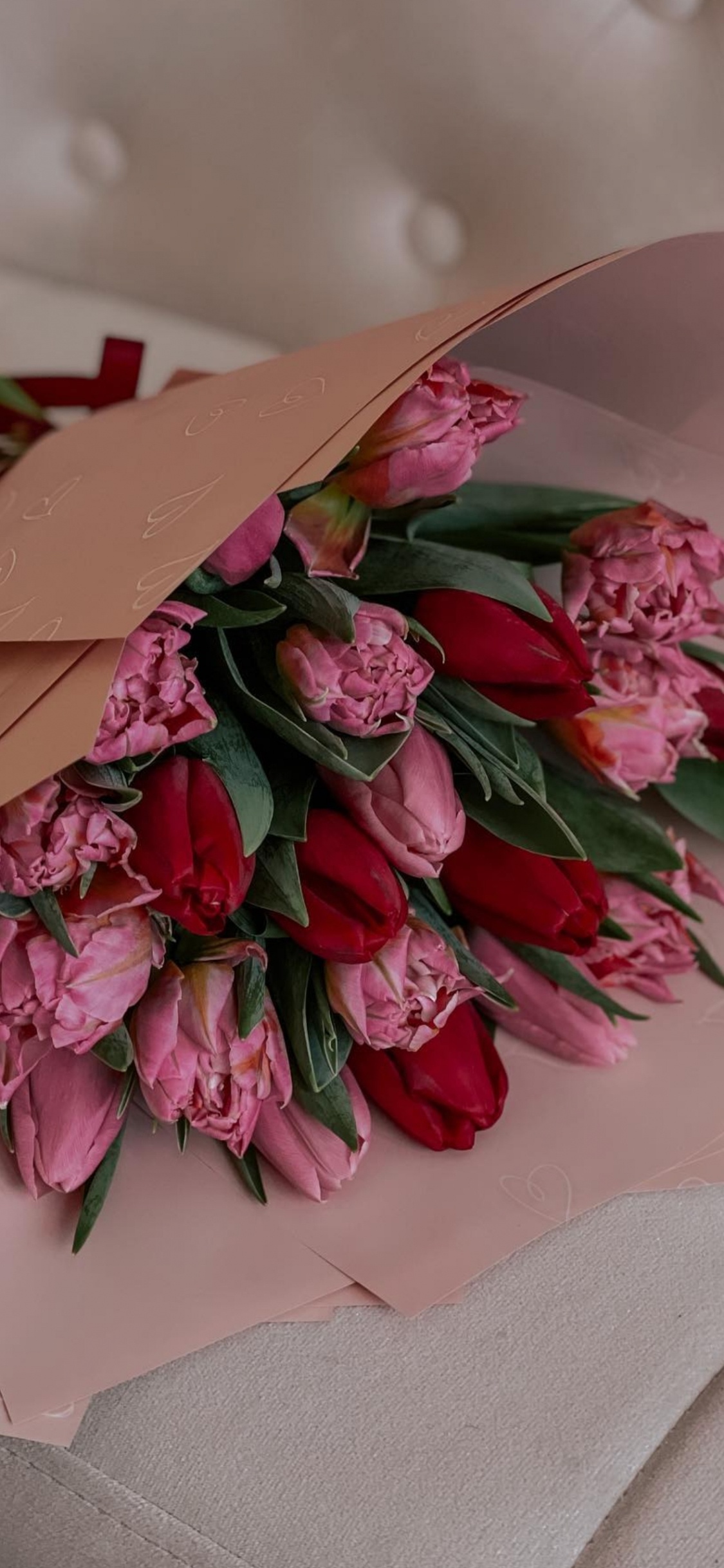 Обои букет, цветок, растение, лепесток, розовый в разрешении 1125x2436