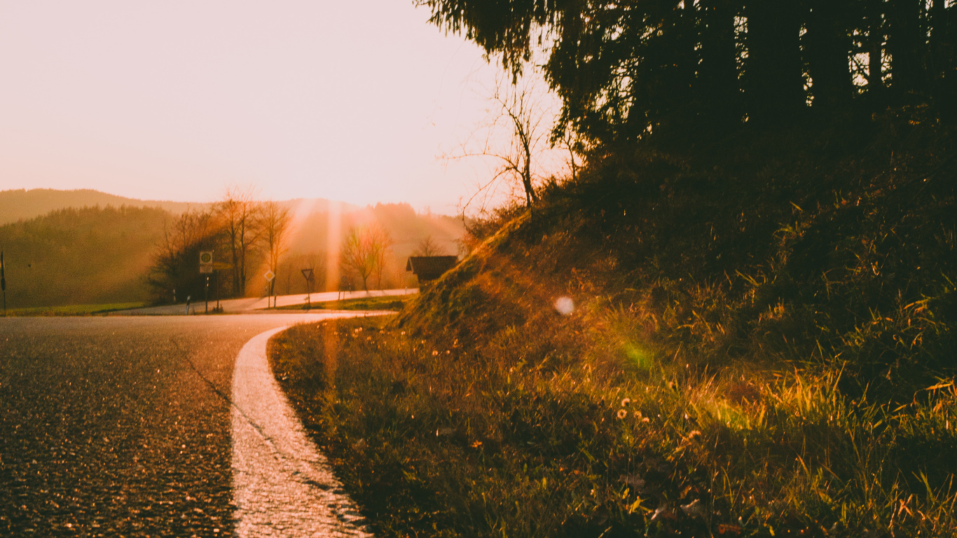 Обои дорога, утро, закат, восход солнца, природа в разрешении 1366x768