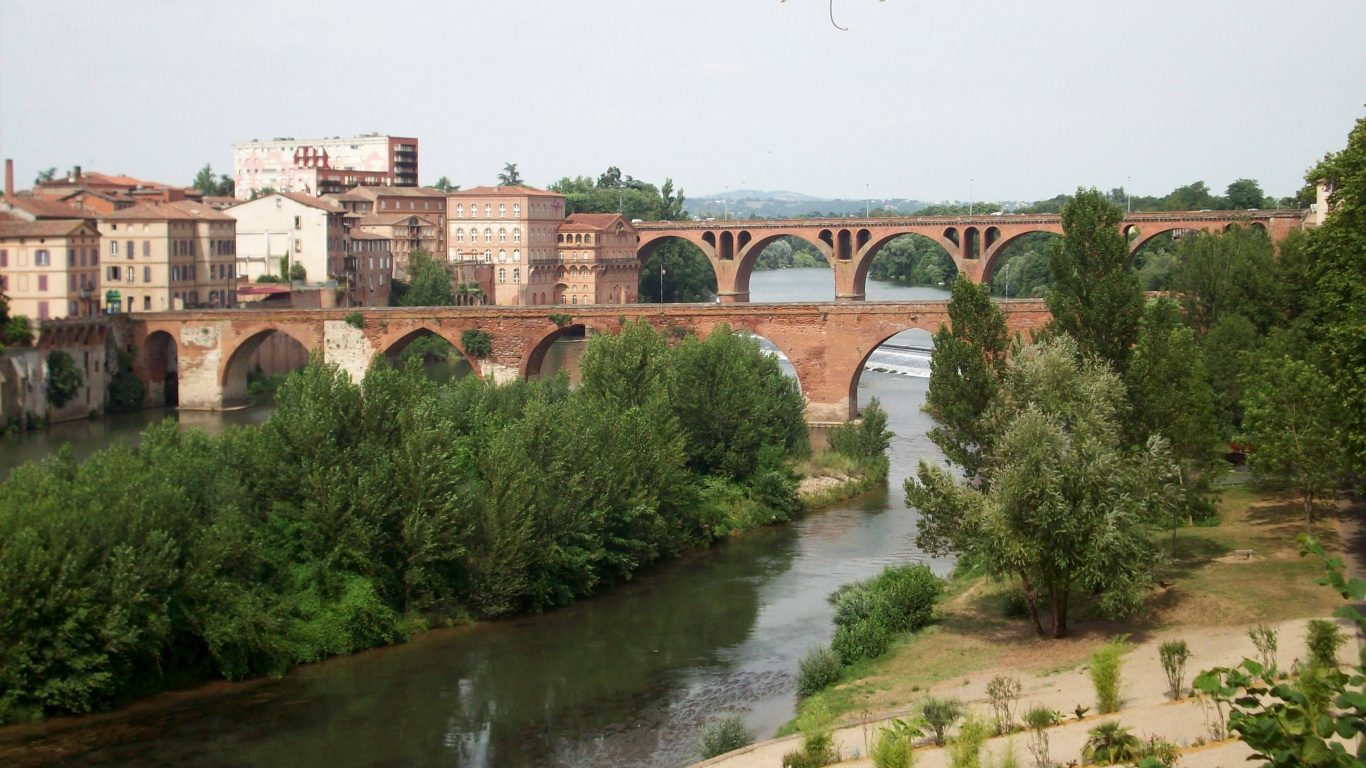 Обои Мост Пон-Вье от 22 августа 1944 года, мост, акведук, арочный мостик, реки в разрешении 1366x768
