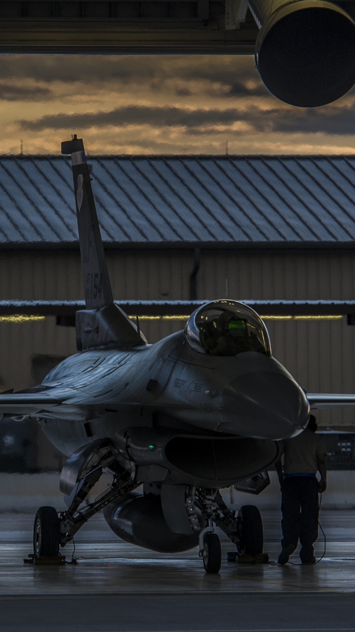 Обои воздушные силы, военный самолет, самолет, самолеты, авиация в разрешении 720x1280