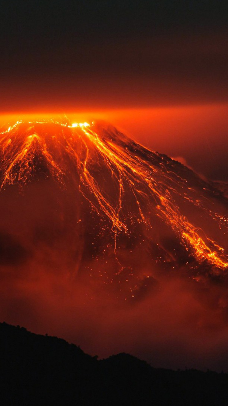 Обои вулкан, природа, стратовулкан, вулканического рельефа, небо в разрешении 750x1334