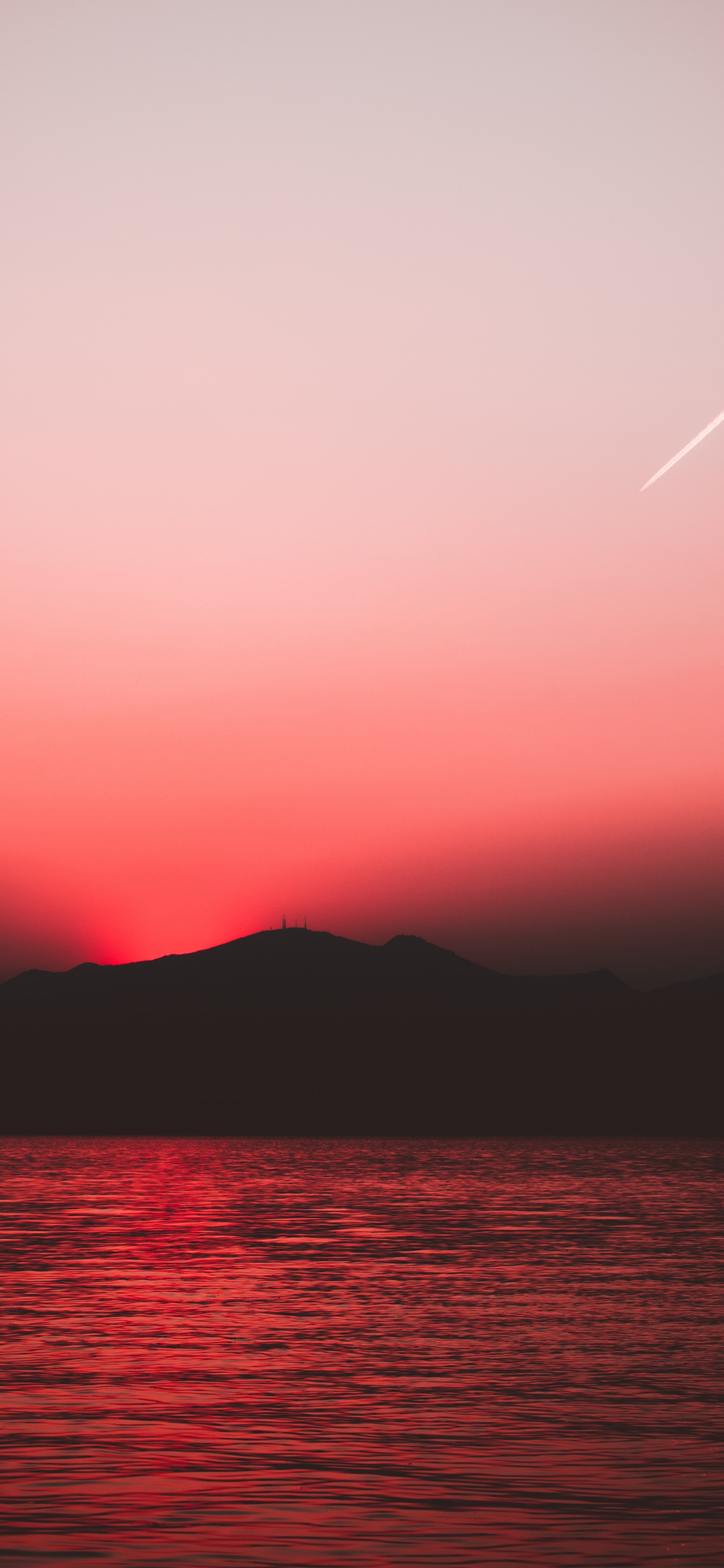 Обои горизонт, послесвечение, красный цвет, закат, море в разрешении 1242x2688