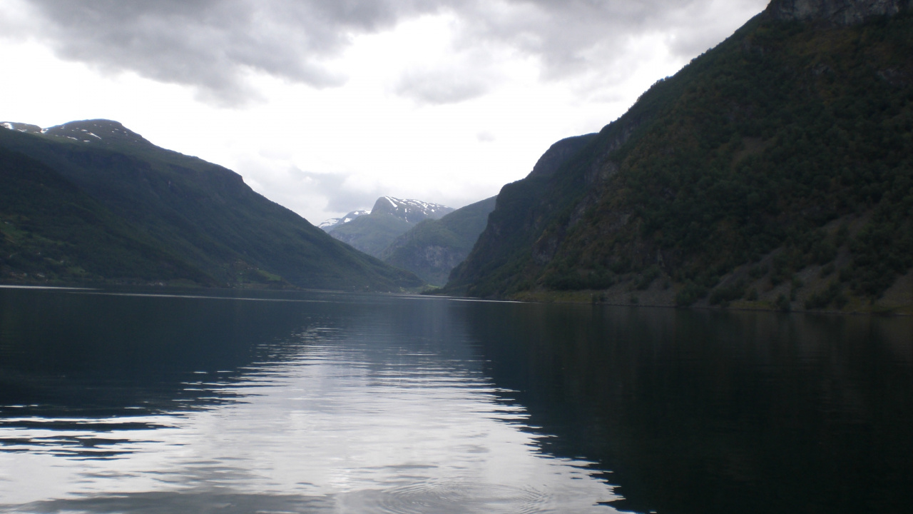 Обои фьорд, озерный край, ледниковое озеро, озеро, нагорье в разрешении 1280x720