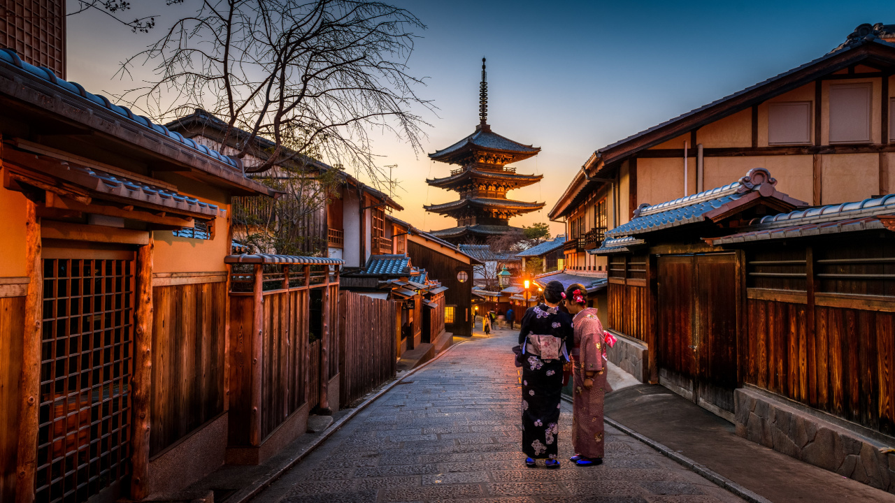 Обои китайская архитектура, городок, утро, Ясака, Фусими Инари-Тайся в разрешении 1280x720