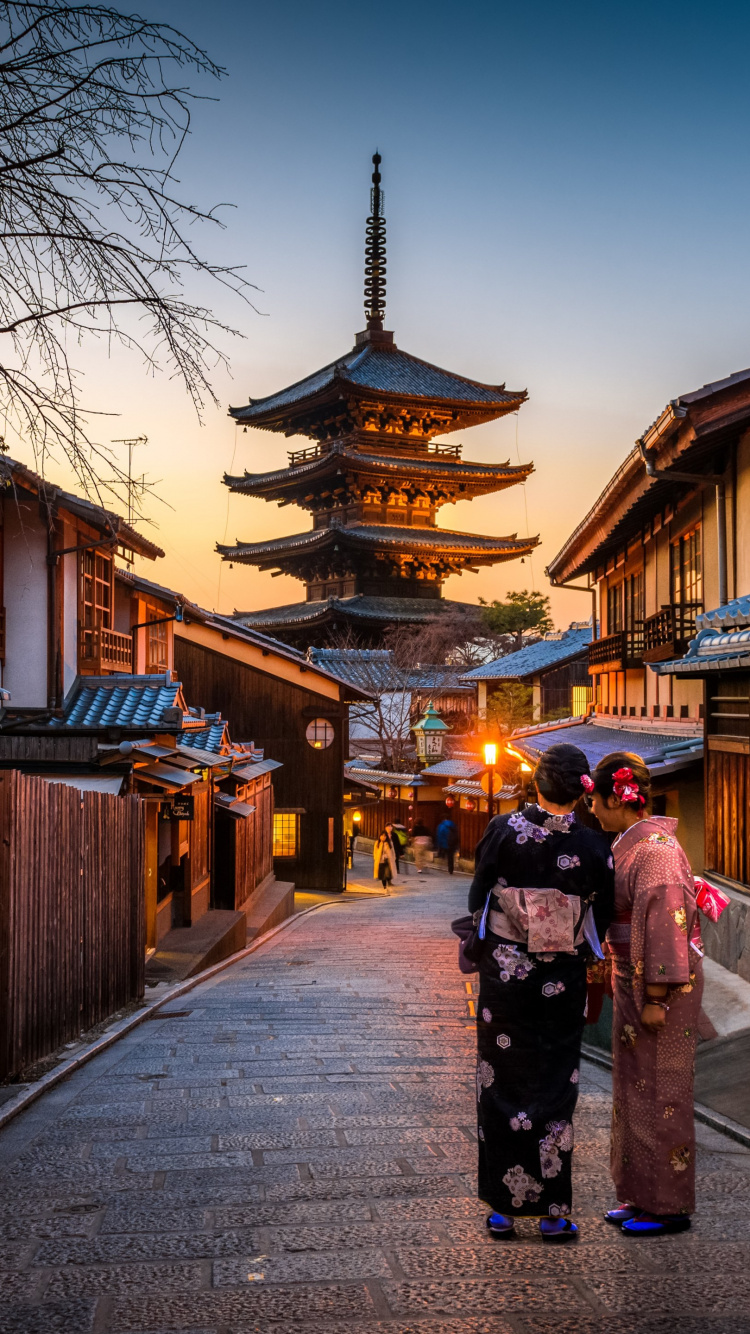 Обои китайская архитектура, городок, утро, Ясака, Фусими Инари-Тайся в разрешении 750x1334