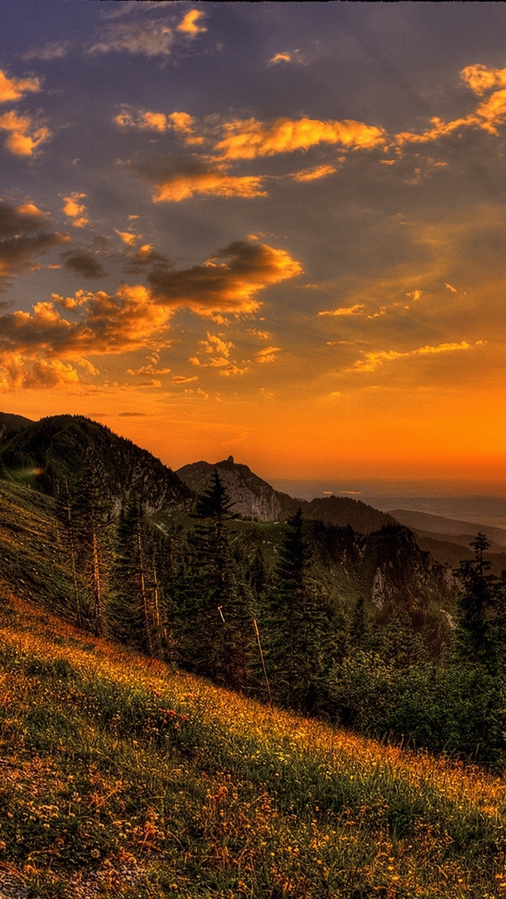 Обои закат, гора, холм, природа, природный ландшафт в разрешении 720x1280