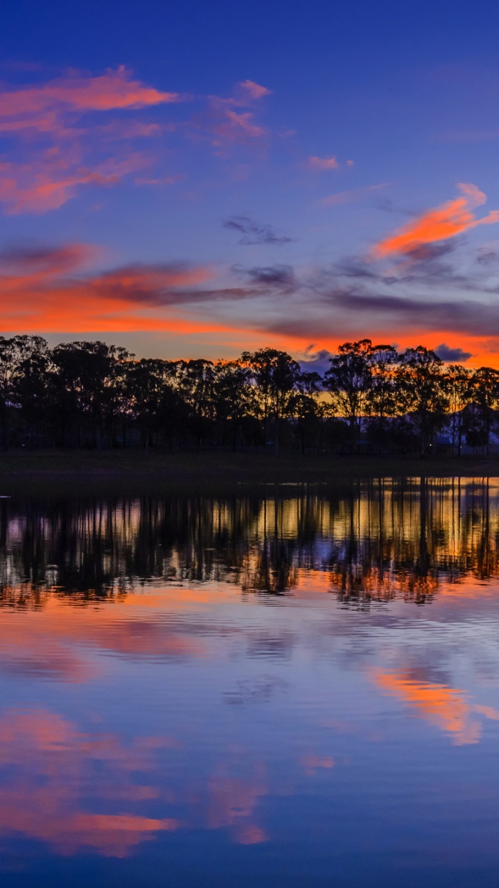 Обои закат, отражение, природа, вода, горизонт в разрешении 720x1280