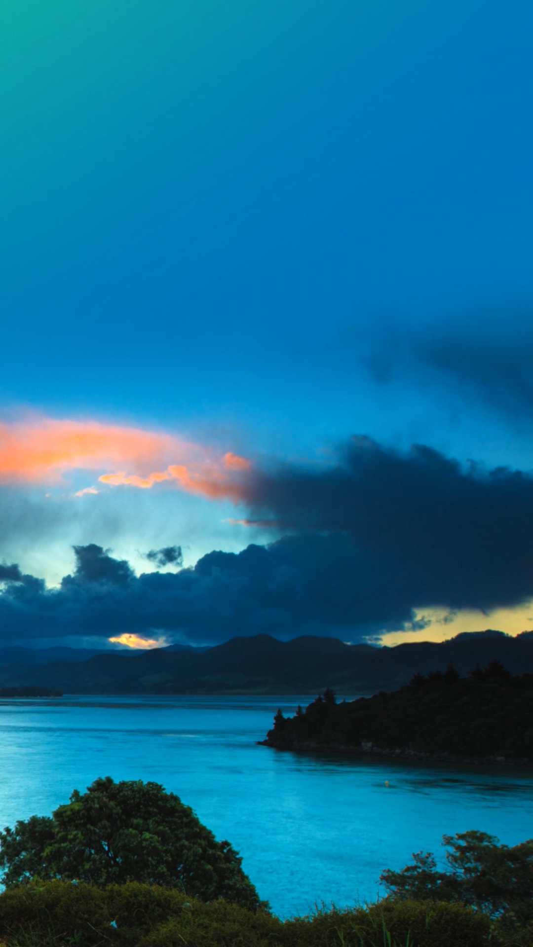 Обои LG, LG G8 ThinQ, fhd, смартфон, андроид в разрешении 1080x1920