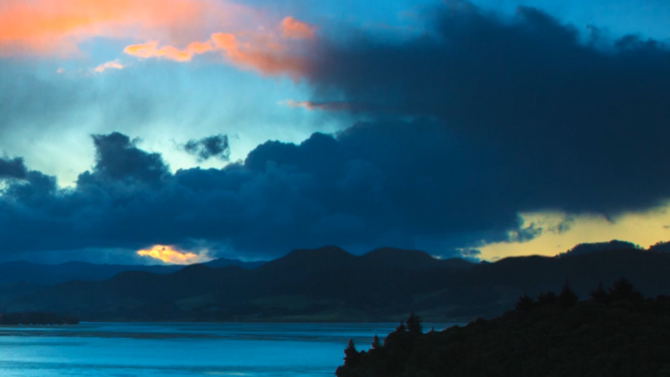 Обои LG, LG G8 ThinQ, fhd, смартфон, андроид в разрешении 1366x768