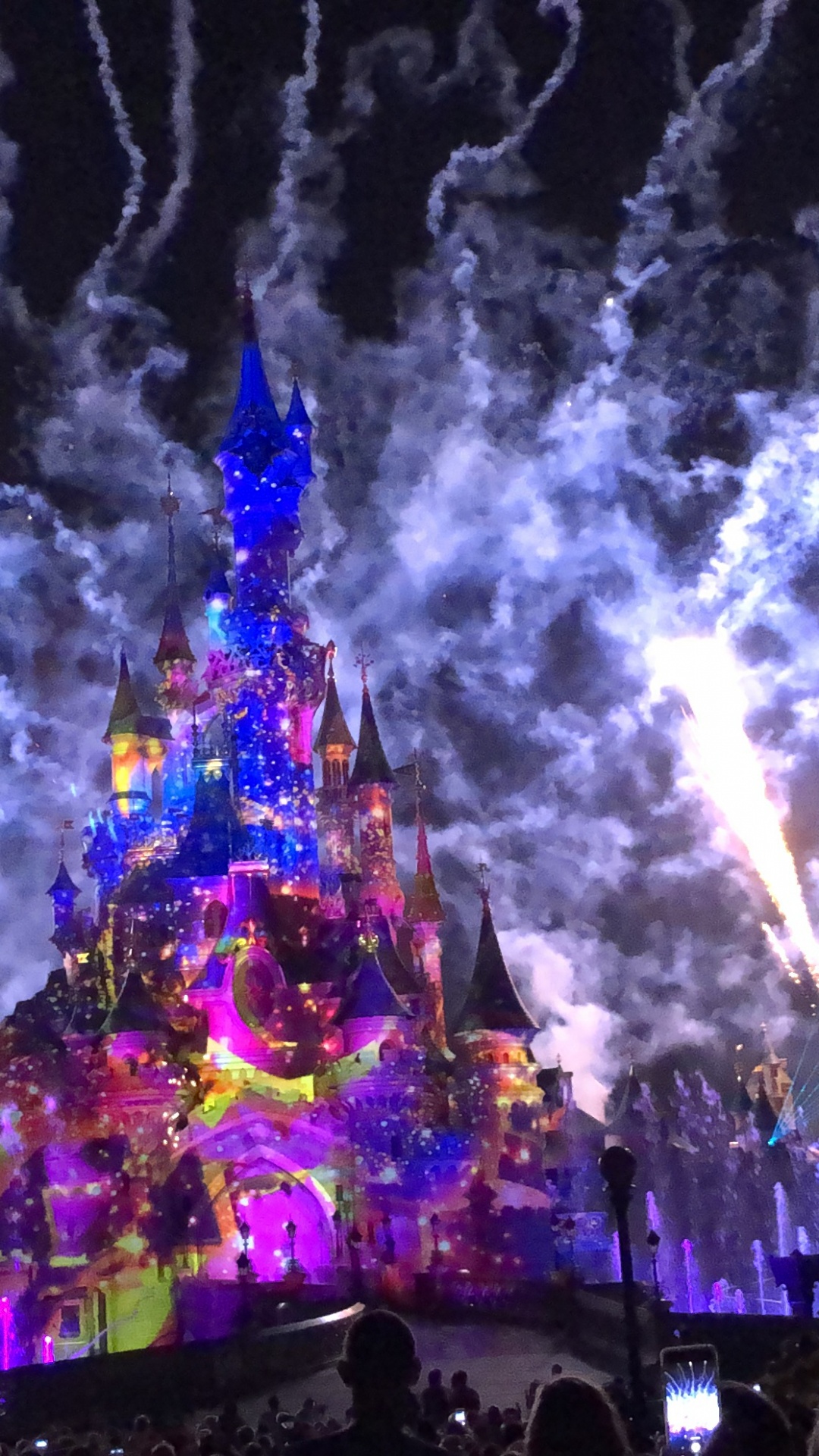 Обои Диснейленд, салют, событие, ночь, пурпур в разрешении 1080x1920