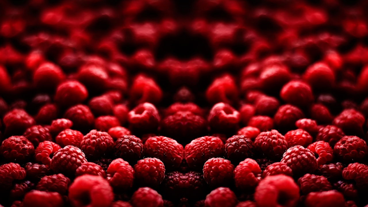 Обои природные продукты, ягоды, красный цвет, фрукты, клубника в разрешении 1280x720