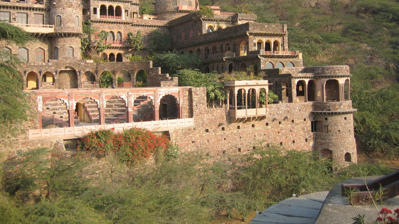 Обои Нимрана Форт-Дворец, здание, древняя история, историческое место, развалины в разрешении 1280x720