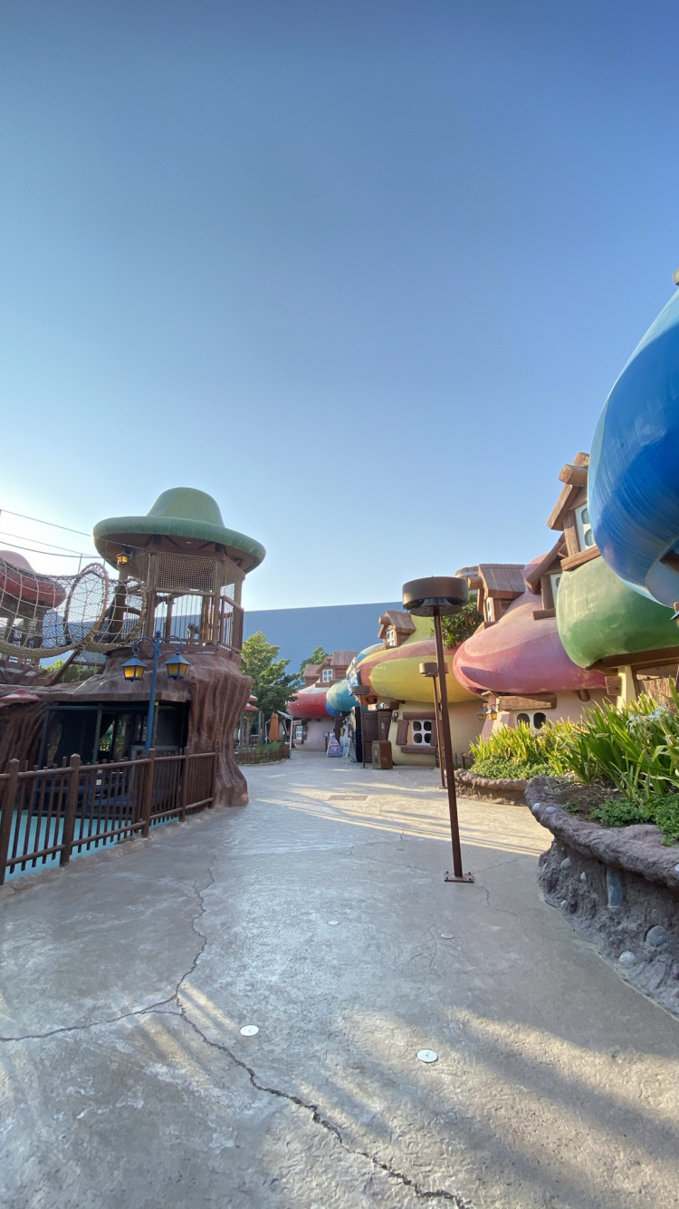 Обои прибежище, вода, недвижимость, туризм, общественное место в разрешении 750x1334