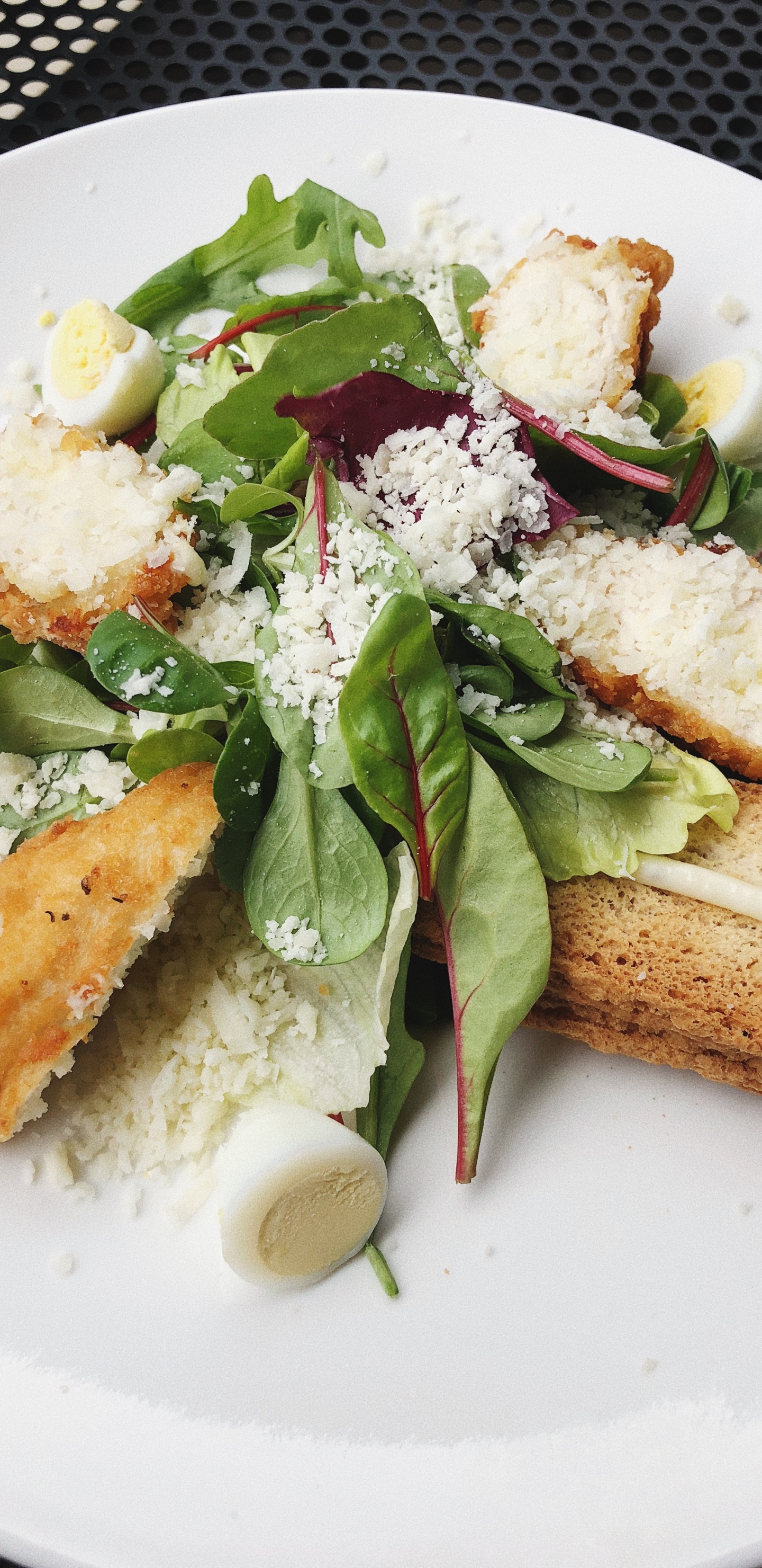 Обои салат Цезарь, листовой овощ, пища, Кулинария, ингредиент в разрешении 1440x2960