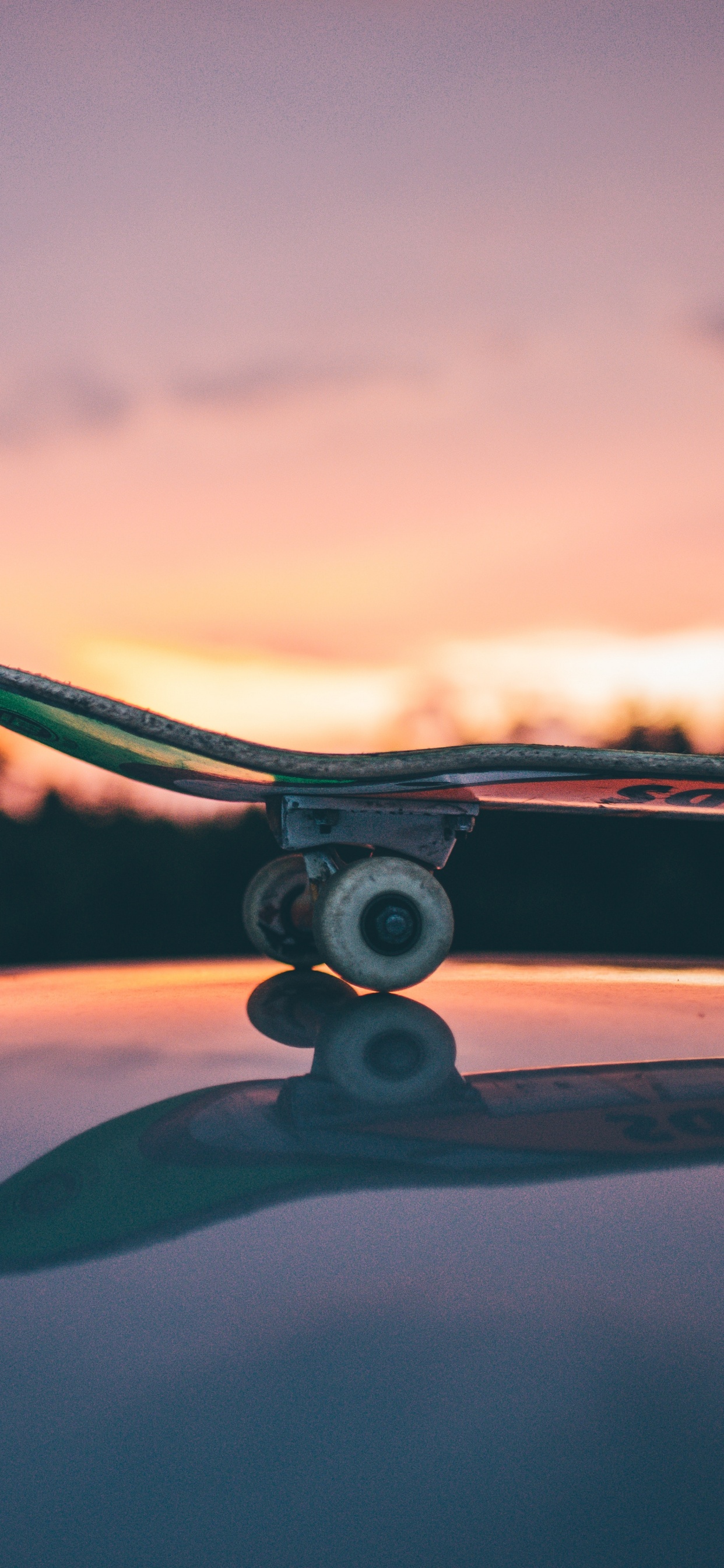 Обои скейтборд, скейтбординг, атмосфера, облако, крыло в разрешении 1242x2688