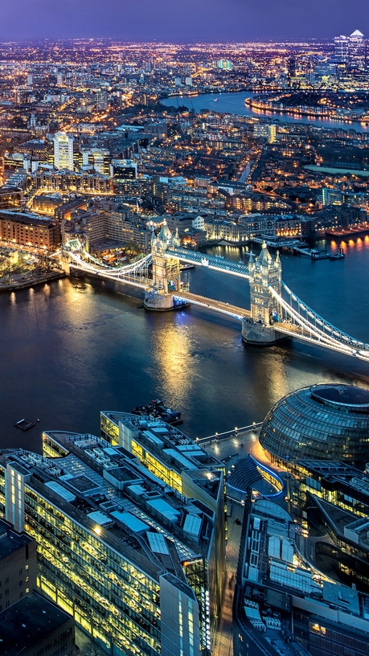 Обои городской пейзаж, город, городской район, метрополия, линия горизонта в разрешении 720x1280