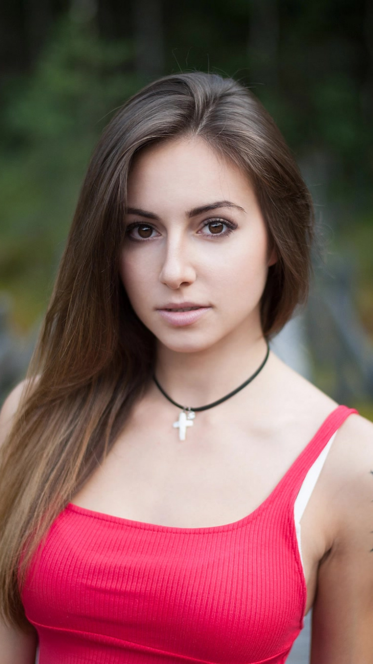 Обои Элиза wolniewicz, волосы, лицо, красота, губа в разрешении 750x1334