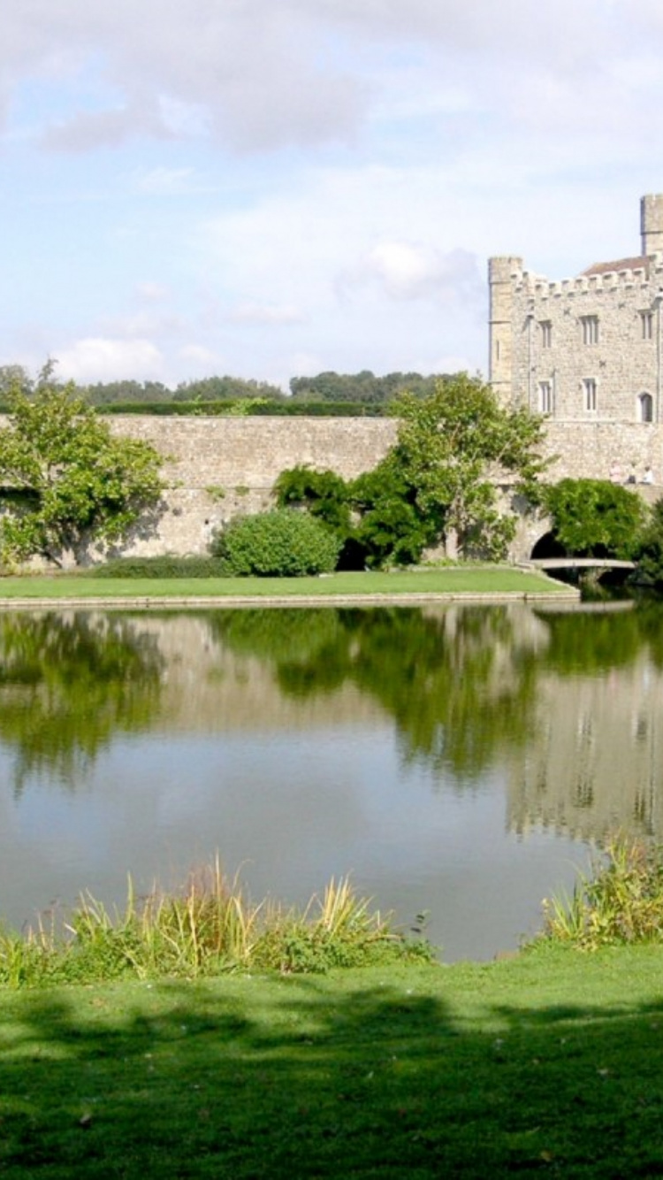 Обои Замок Лидс, Лидс, замок, отражение, имущество в разрешении 750x1334