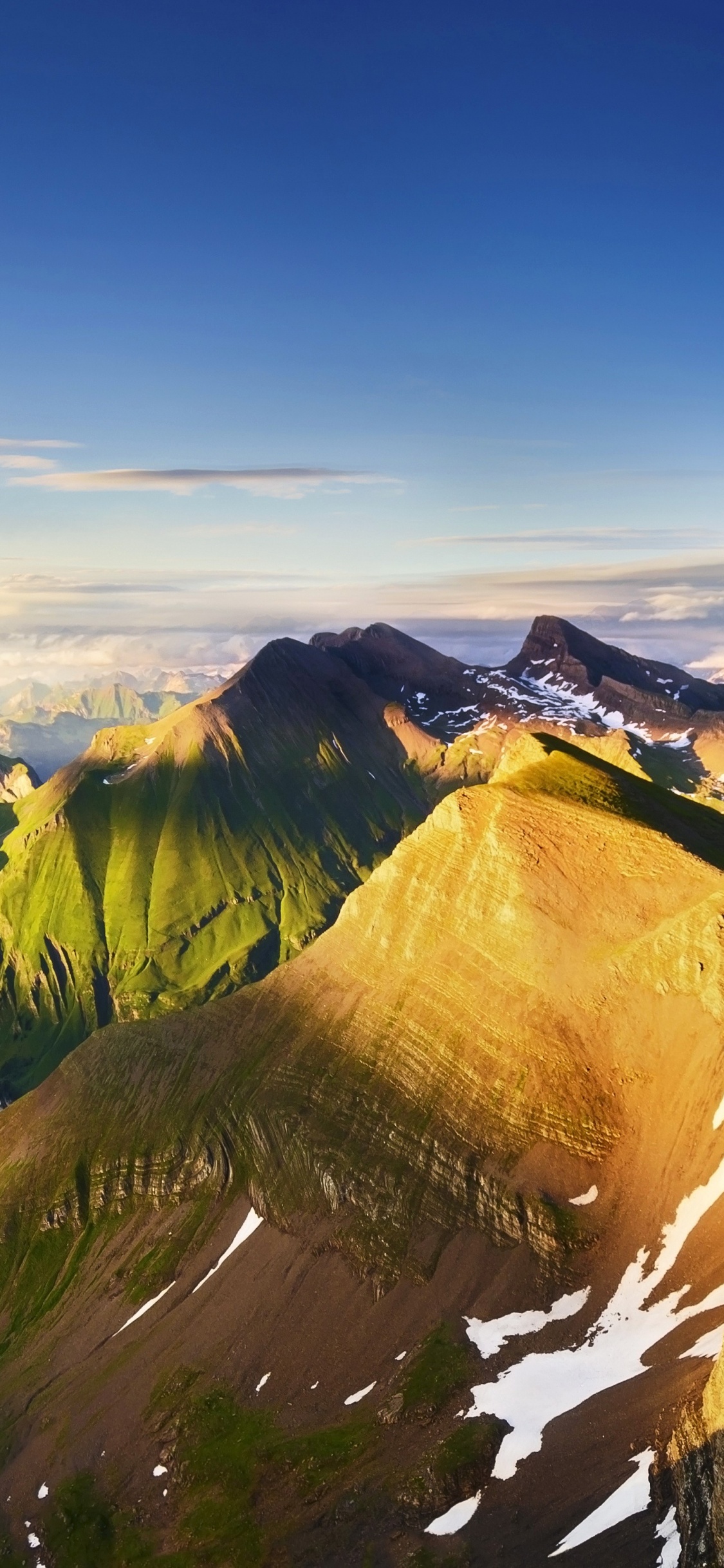 Обои горный рельеф, гора, горный хребет, хребет, нагорье в разрешении 1125x2436