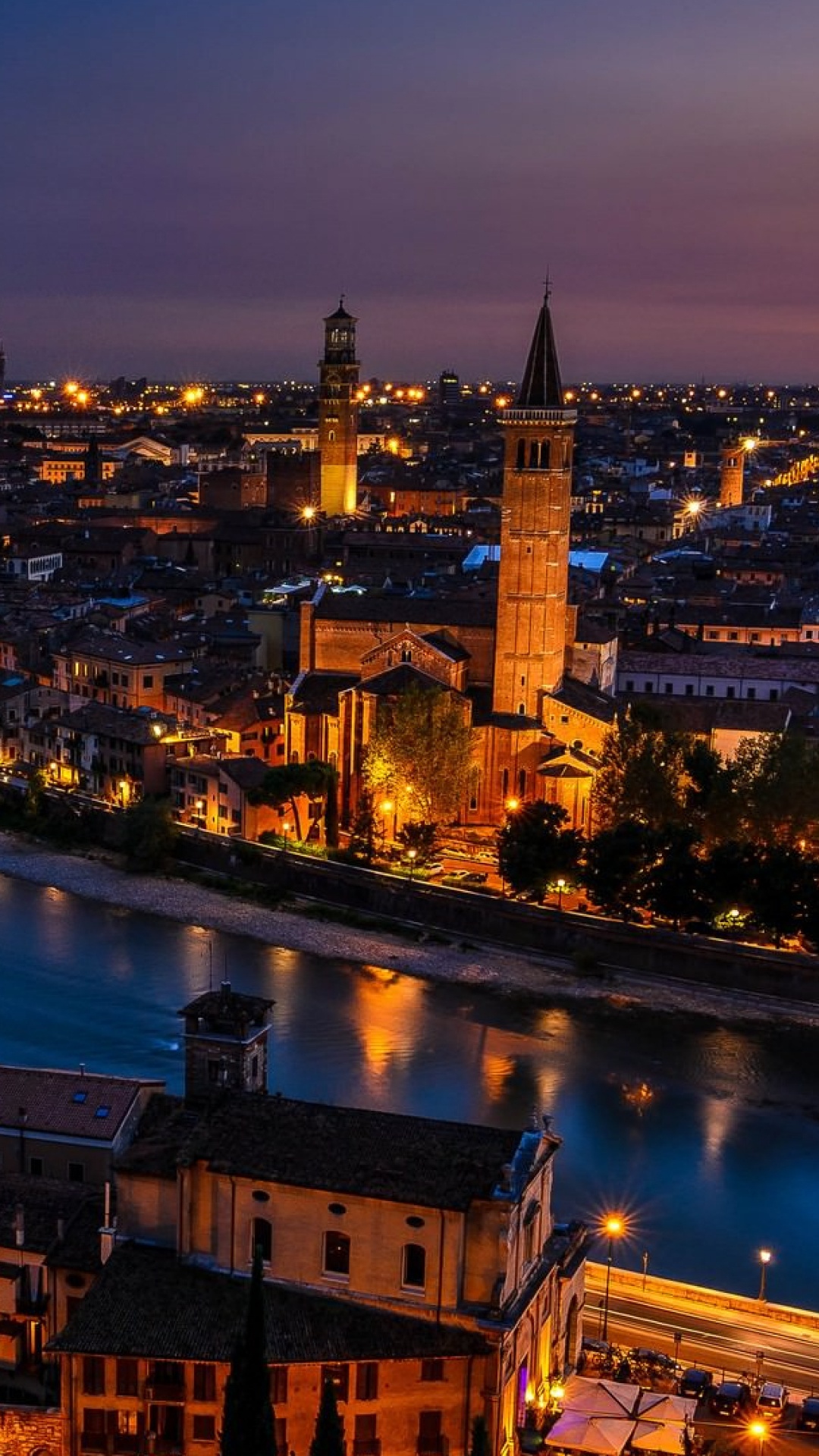 Обои Верона, город, городской пейзаж, ночь, городской район в разрешении 1080x1920
