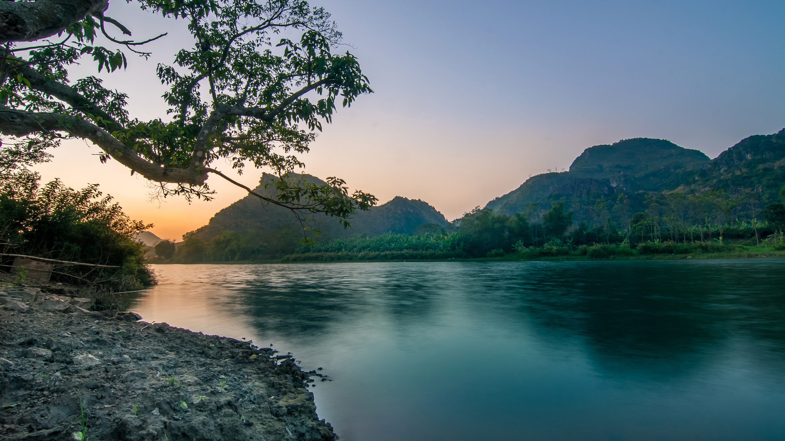 Обои природа, водоем, гидроресурсы, вода, реки в разрешении 2560x1440