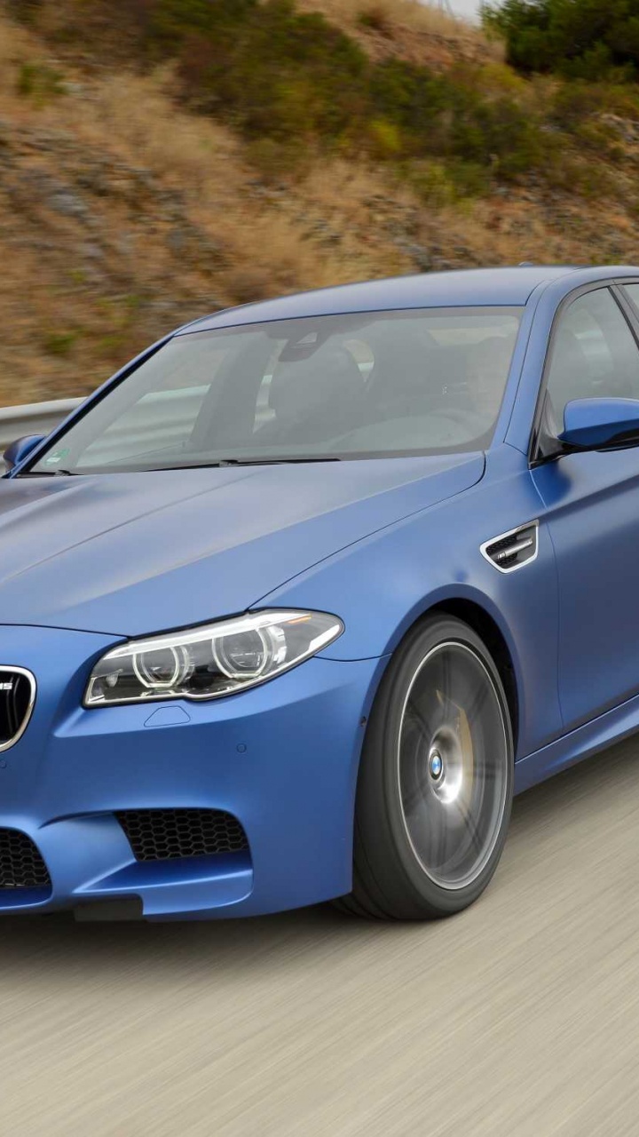 Обои bmw, авто, спорткар, Конкуренция BMW М5, Кадиллак CTS-V в в разрешении 720x1280