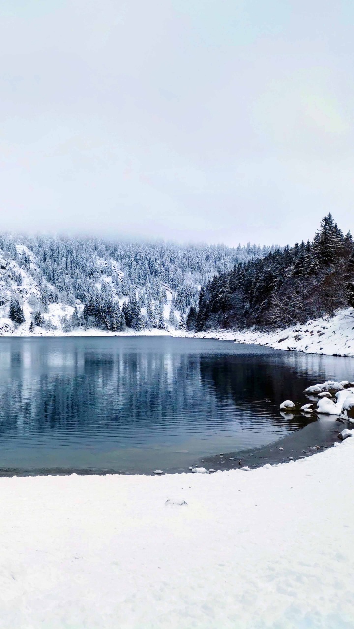 Обои зима, висгун - социальная сеть, вода, снег, природный ландшафт в разрешении 720x1280