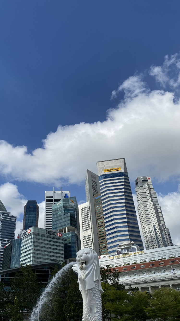 Обои башня, дневное время, свойство, городской район, облако в разрешении 750x1334