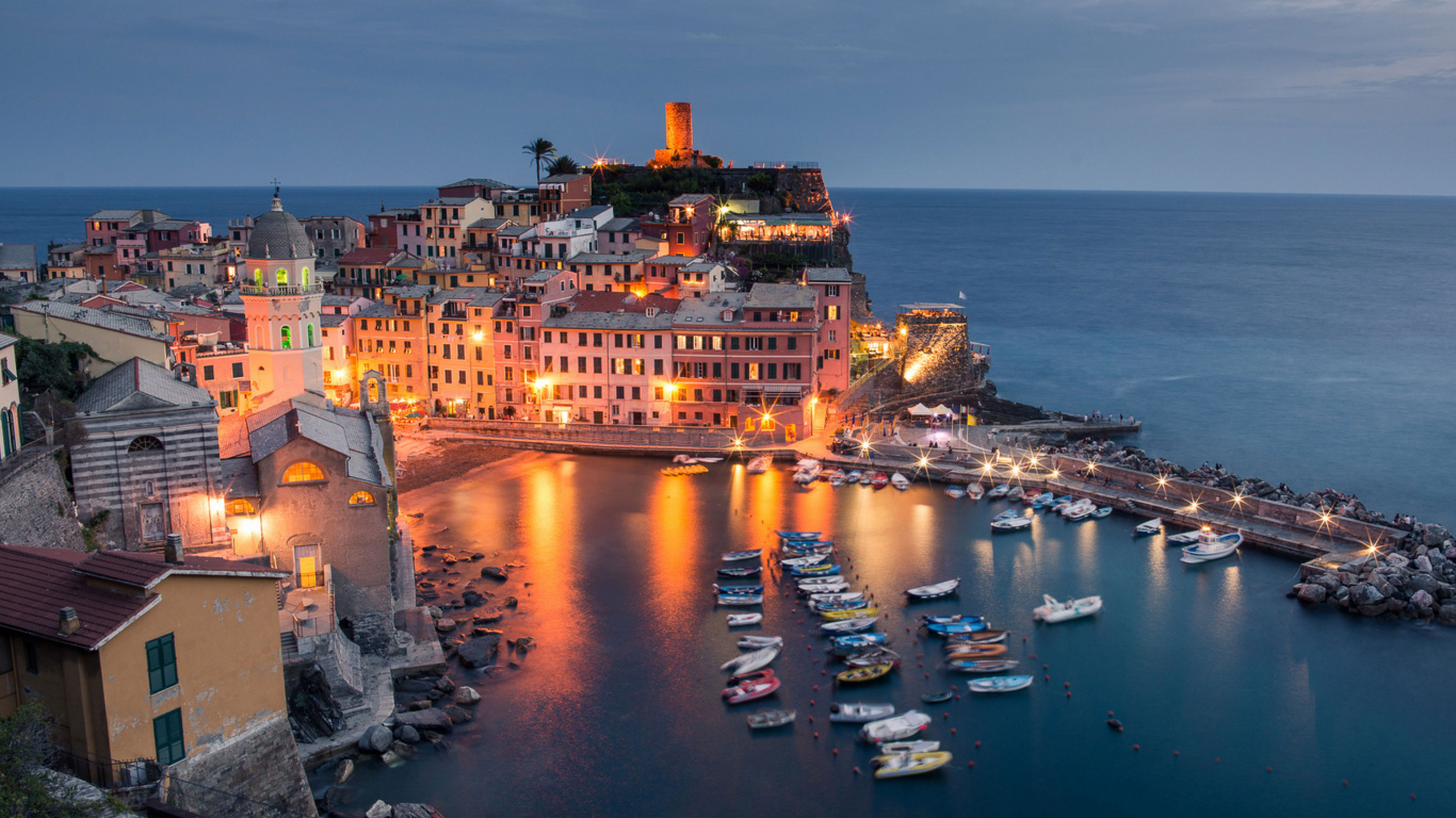 Обои Вернацца, море, город, туризм, побережье в разрешении 1366x768