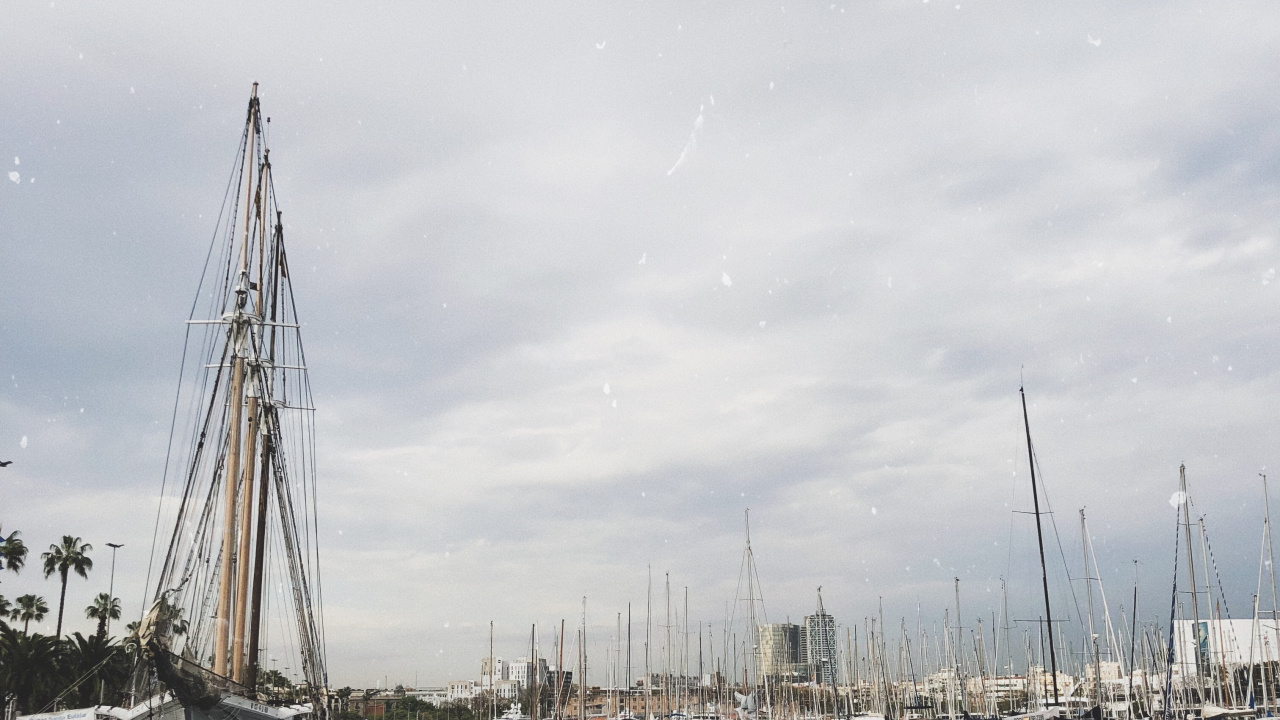 Обои Марина, мачта, лодка, парусная шлюпка, вода в разрешении 1280x720