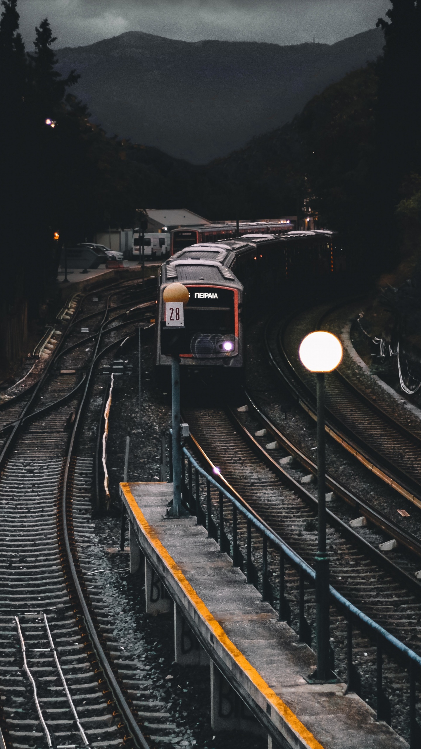 Обои железнодорожный транспорт, поезд, железнодорожный вокзал, трек, транспорт в разрешении 1440x2560