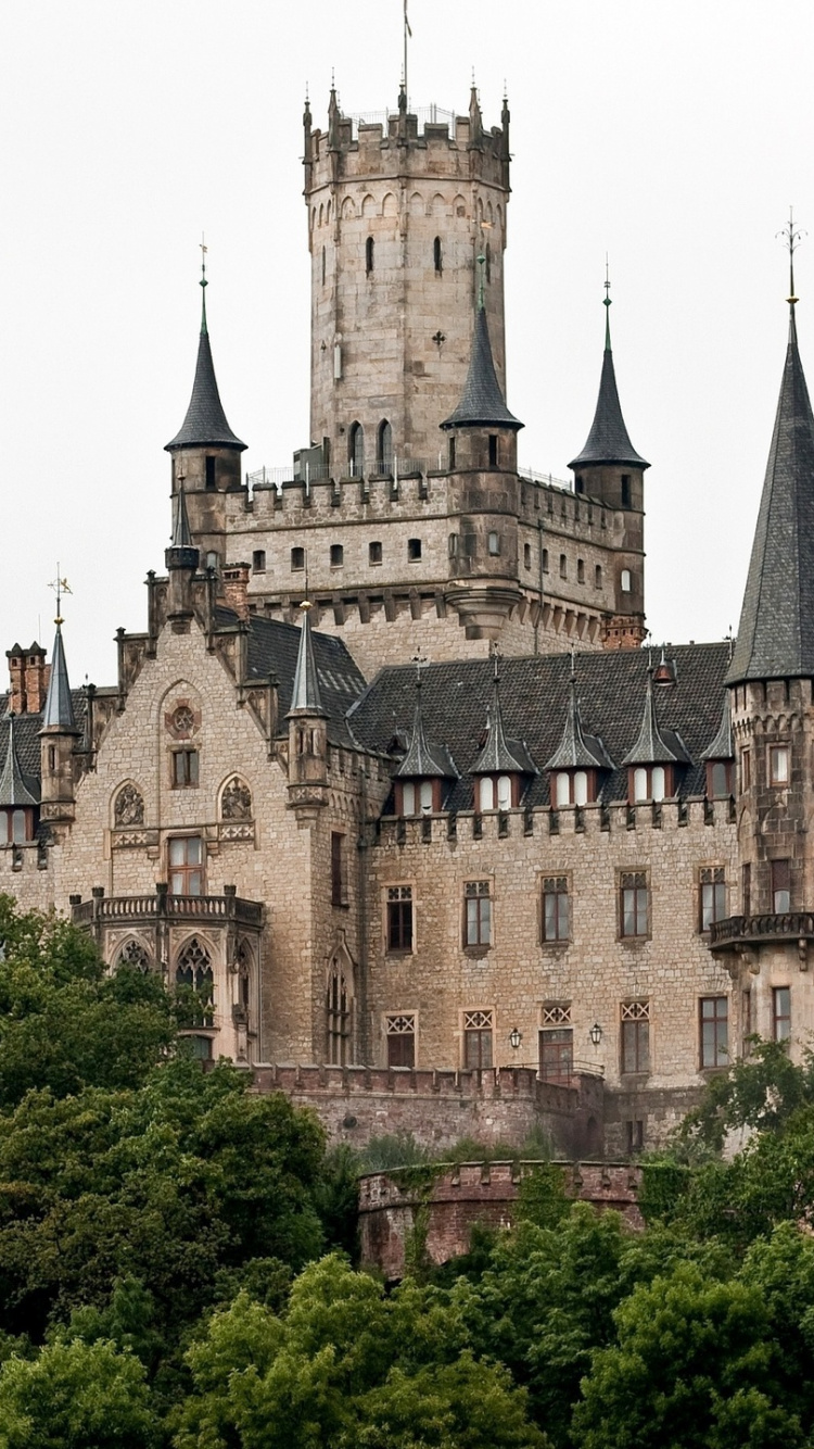 Обои Замок Мариенбург, замок, Ганновер, ориентир, средневековая архитектура в разрешении 750x1334