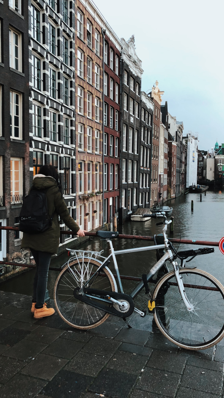 Обои Амстердам, дорожный велосипед, велосипед, велосипедная шина, велосипедная рама в разрешении 750x1334