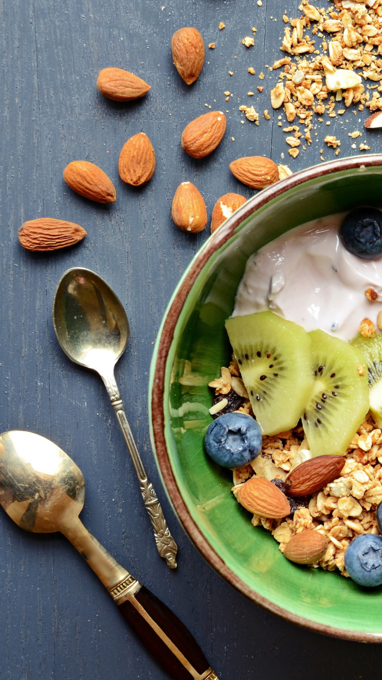 Обои завтрак, мюсли, здоровье, фрукты, еда в разрешении 750x1334