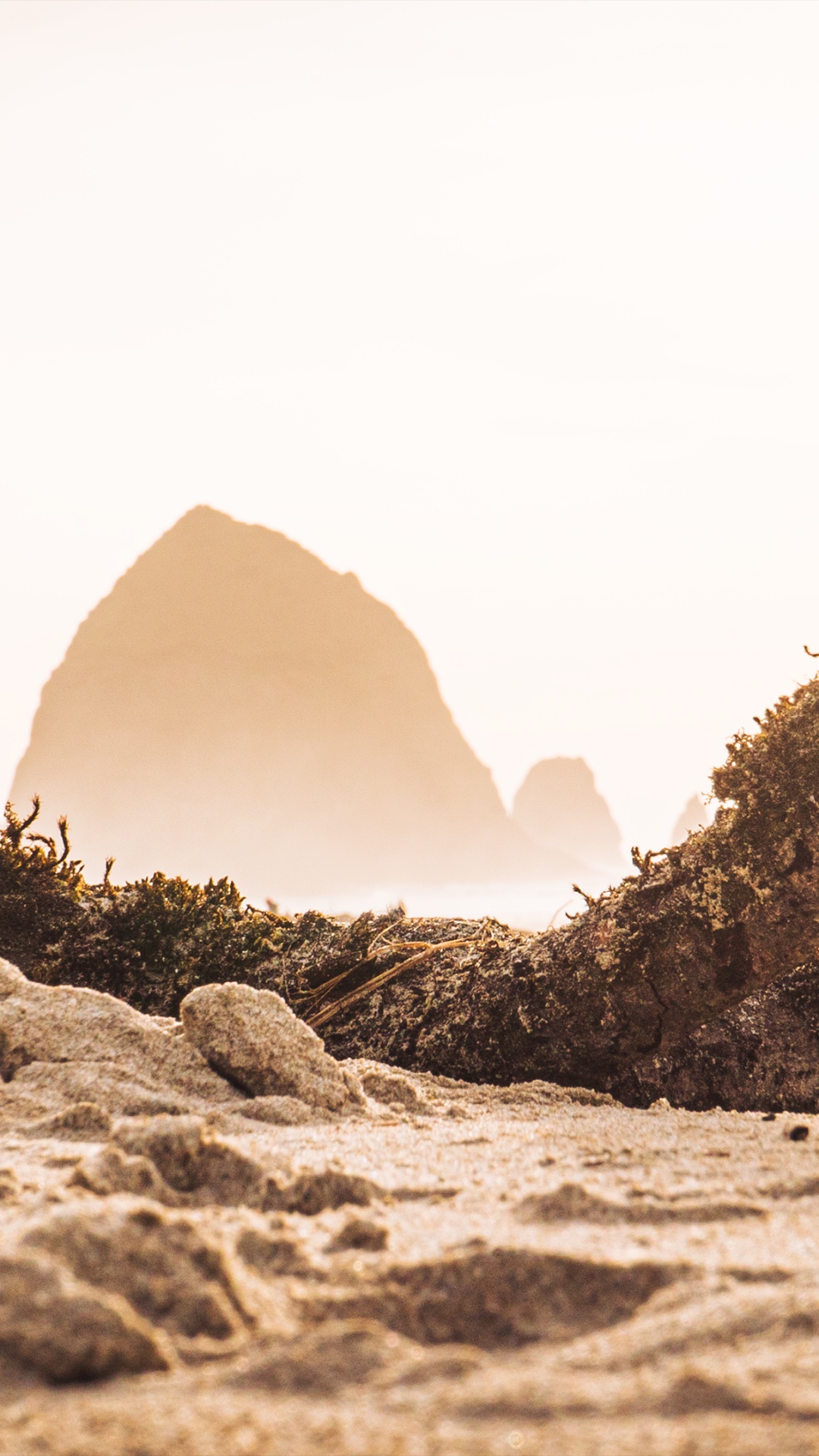 Обои рок, десерт, древесина, природный ландшафт, водоем в разрешении 1080x1920