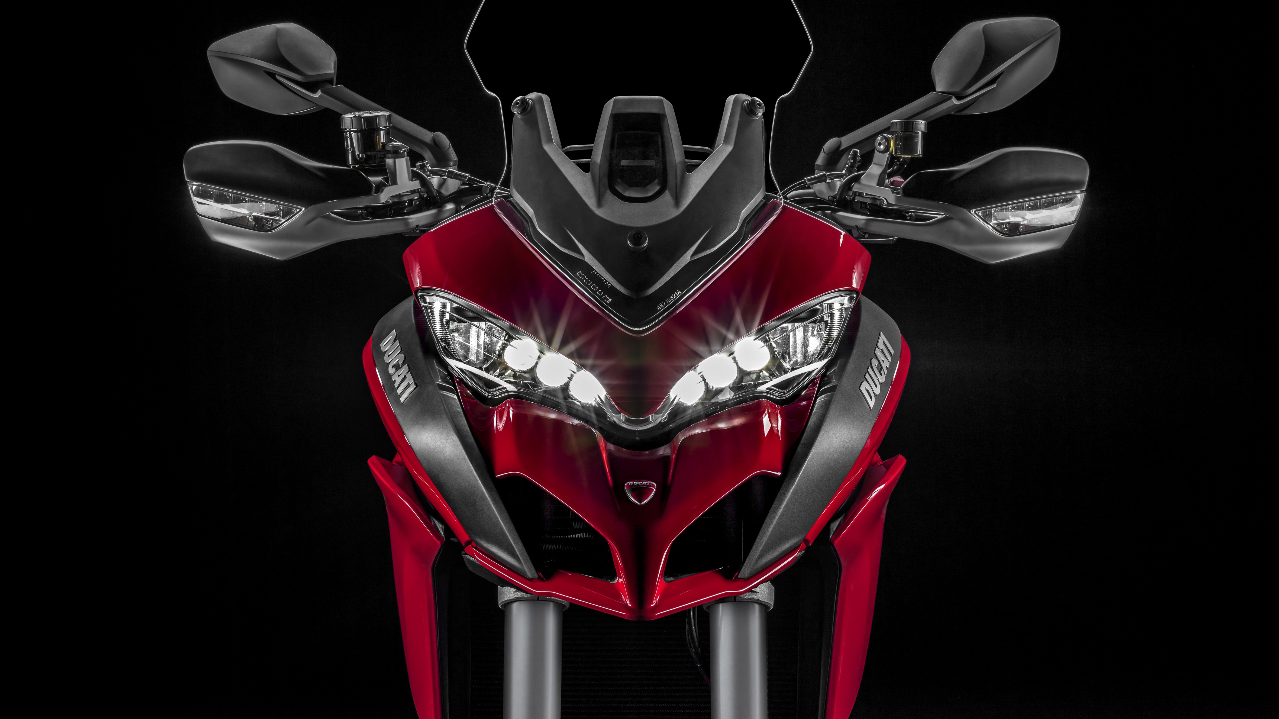 Обои ducati multistrada 1200, ducati, мотоцикл, красный цвет, автомобильный экстерьер в разрешении 2560x1440