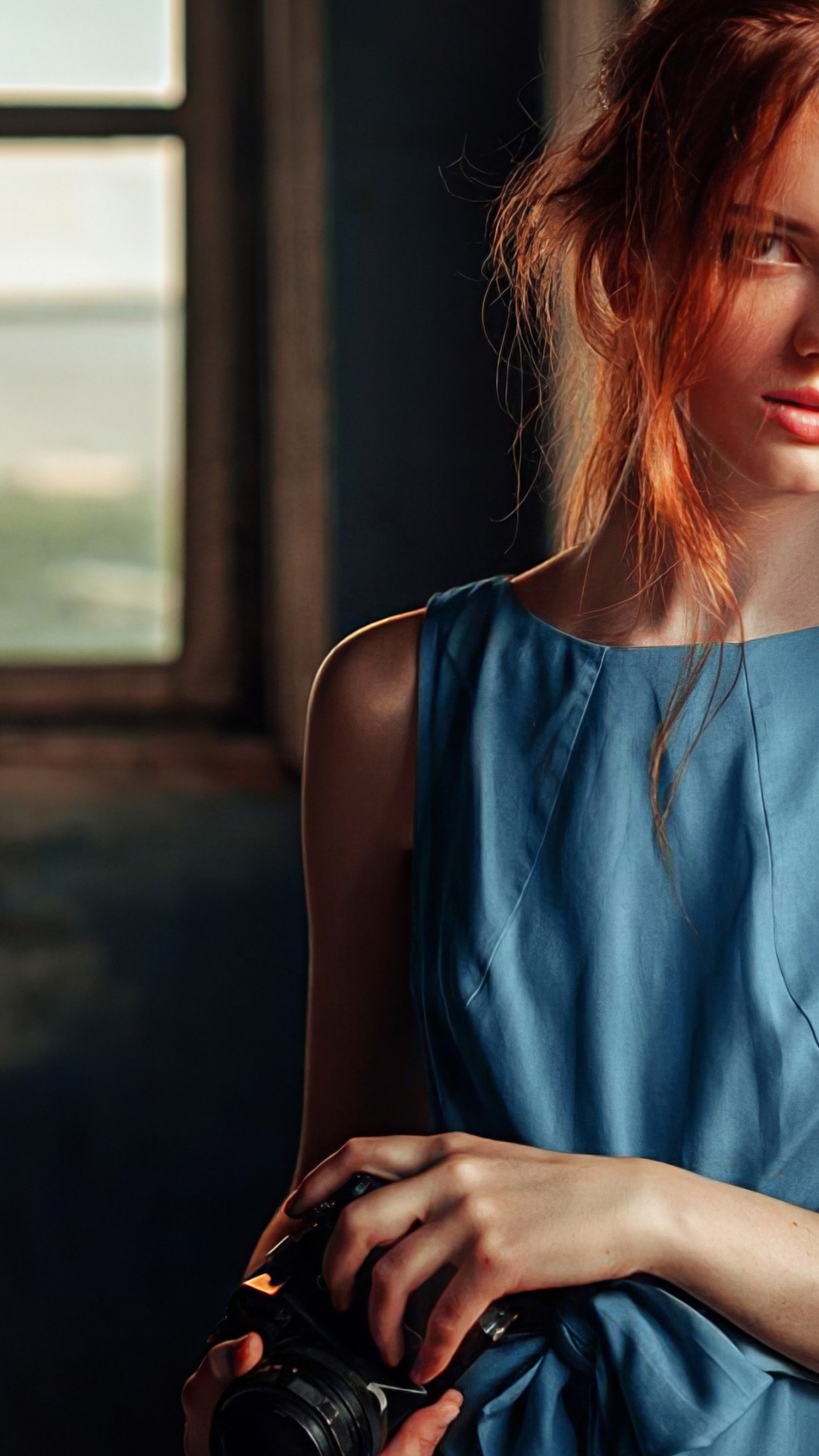 Обои красота, рыжие волосы, прическа, плечо, шея в разрешении 1080x1920