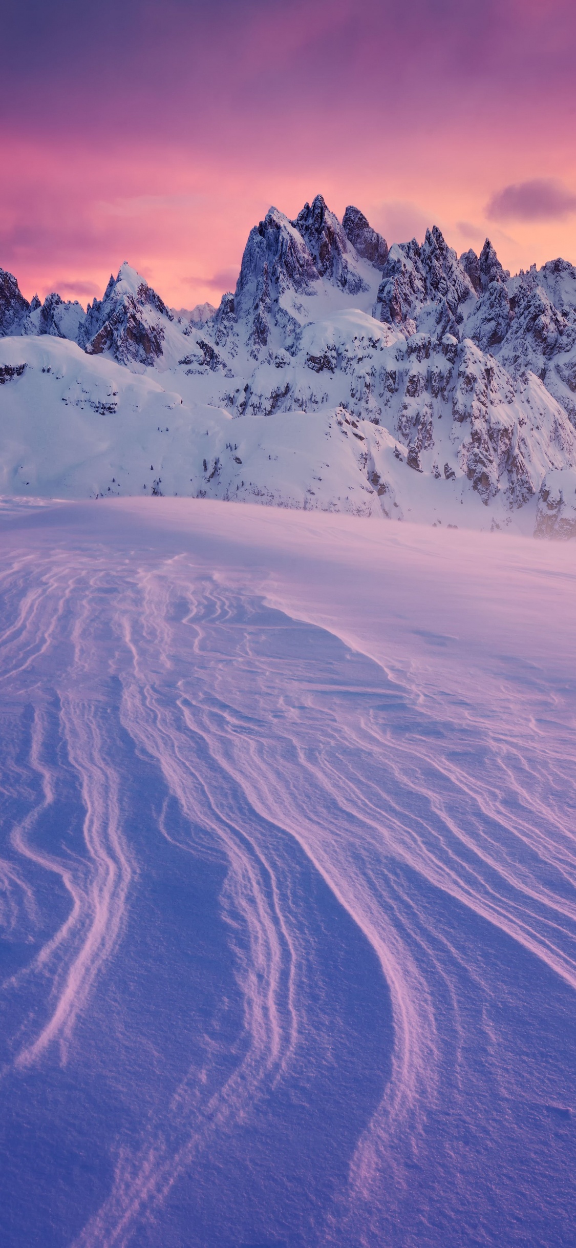 Обои облако, гора, атмосфера, снег, экорегион в разрешении 1125x2436