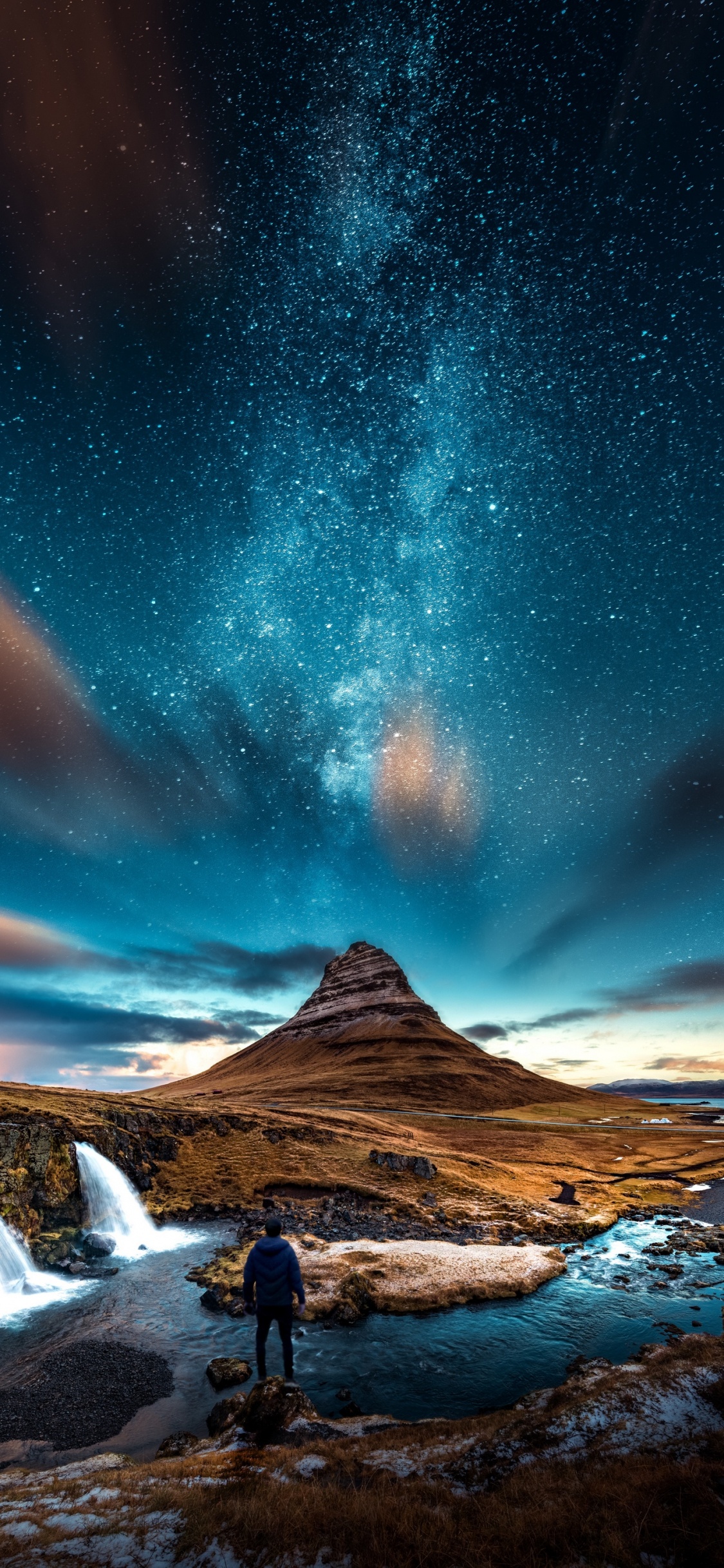 Обои ночь, звезда, андроид, атмосфера, зеленый в разрешении 1125x2436