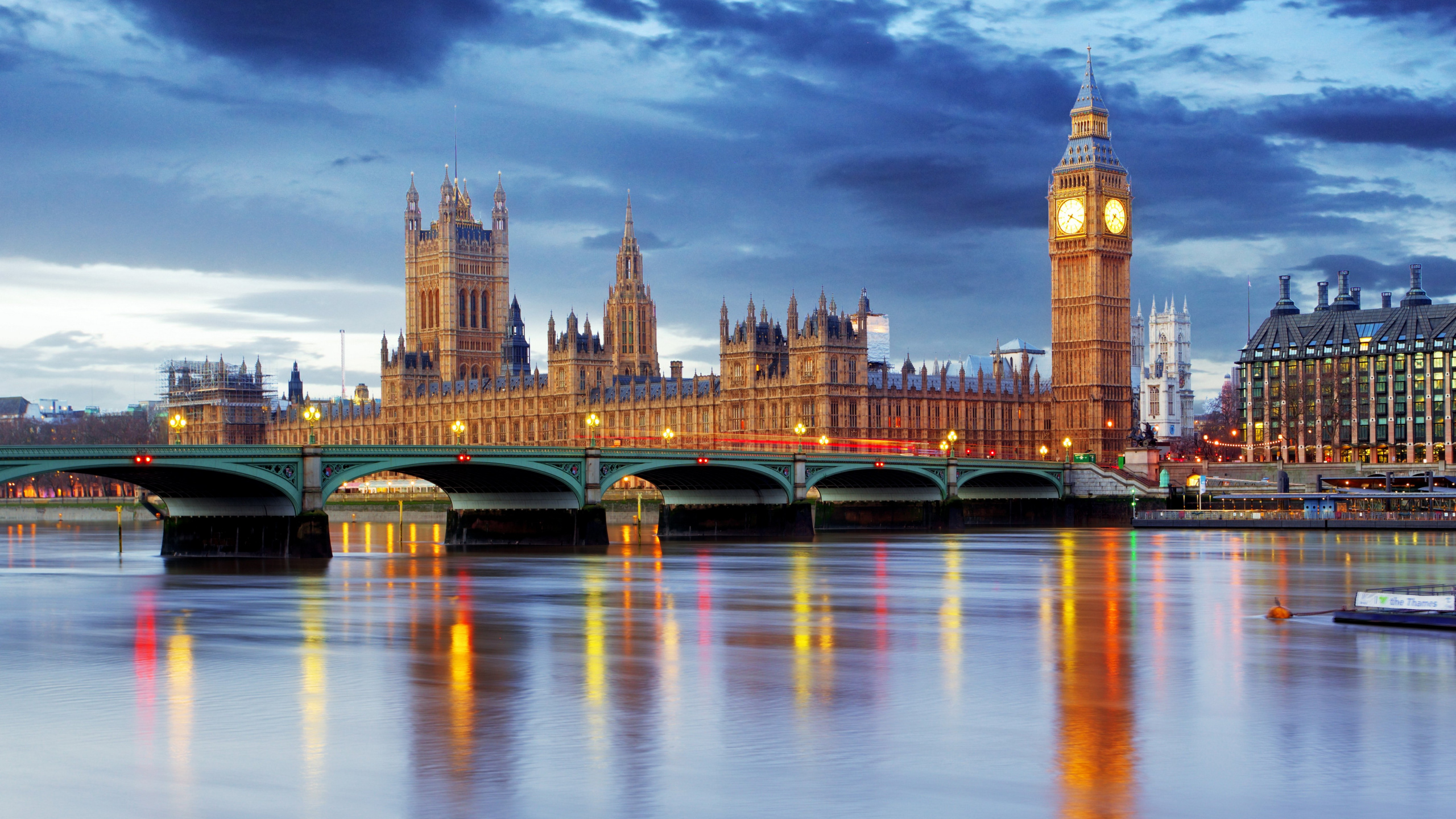 Обои Биг Бен, городской пейзаж, ориентир, город, отражение в разрешении 2560x1440