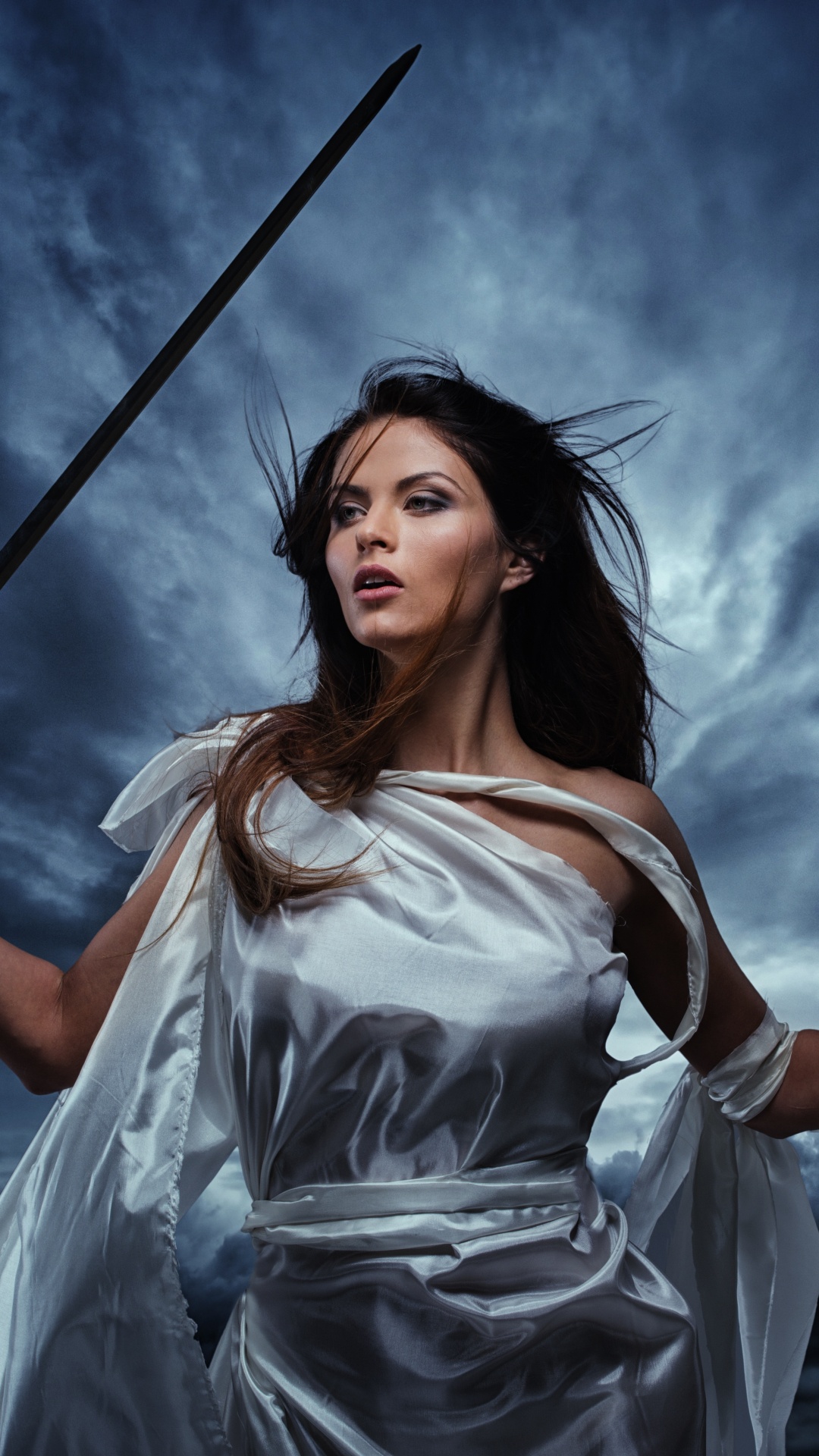 Обои Леди Справедливость, красота, Цифровой композитинг, темнота, меч в разрешении 1080x1920