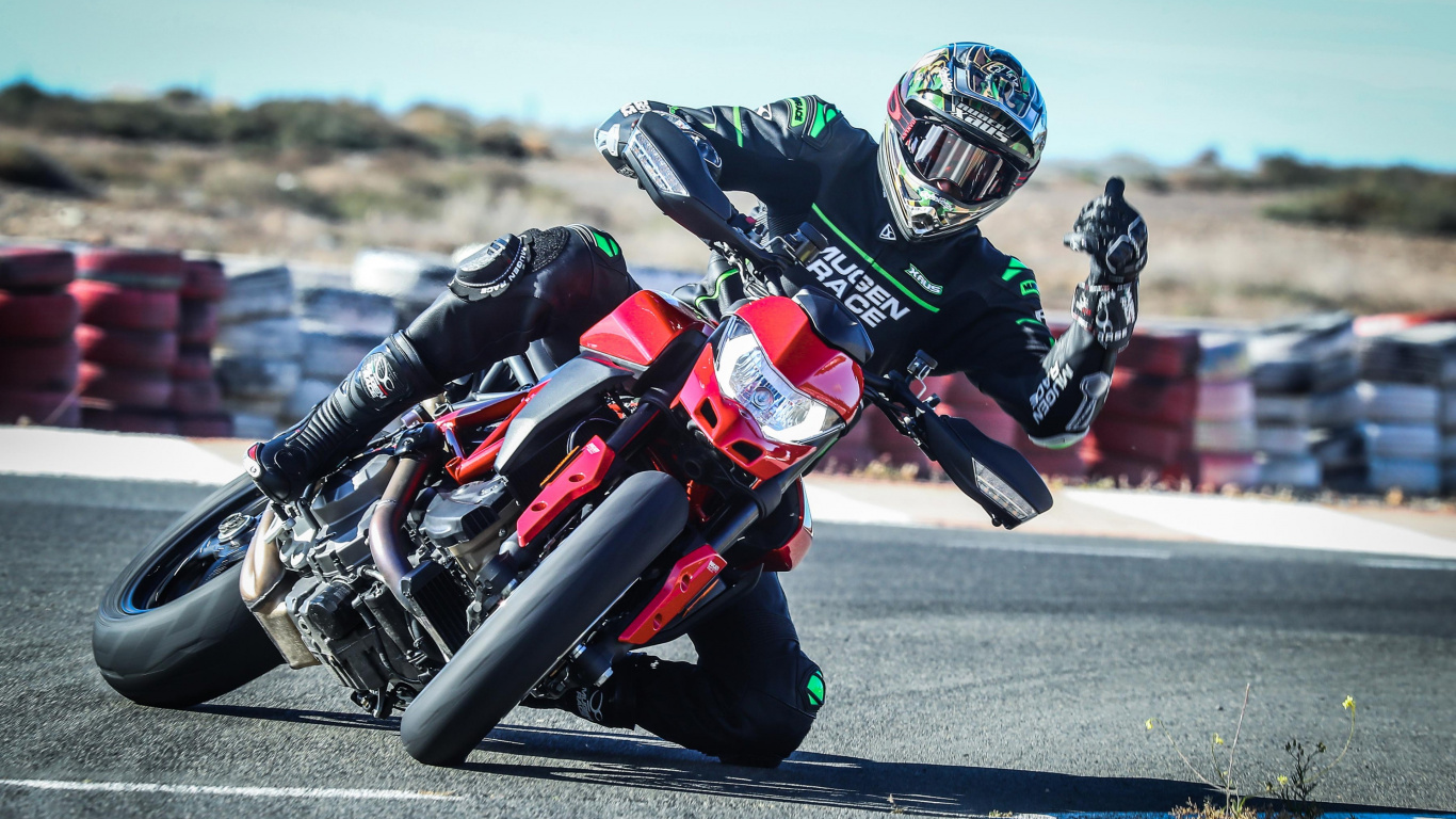 Обои Дукати Хайпермотард 950, Ducati hypermotard 950 sp 2019 года, мотоцикл, ducati, Дукати Панигале В4 в разрешении 1366x768