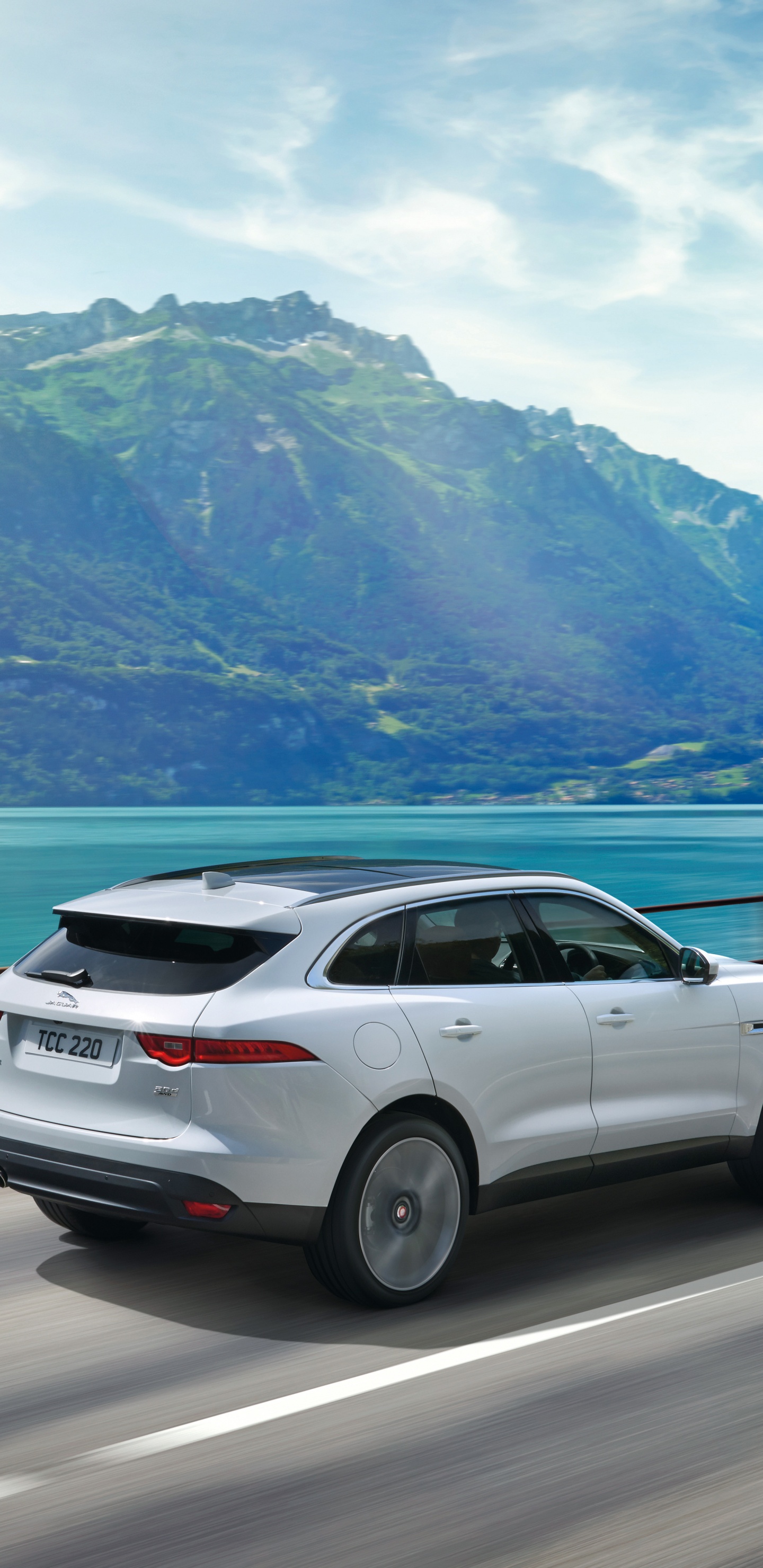 Обои Ягуар, авто, кроссовер, семейный автомобиль, автомобиль в разрешении 1440x2960