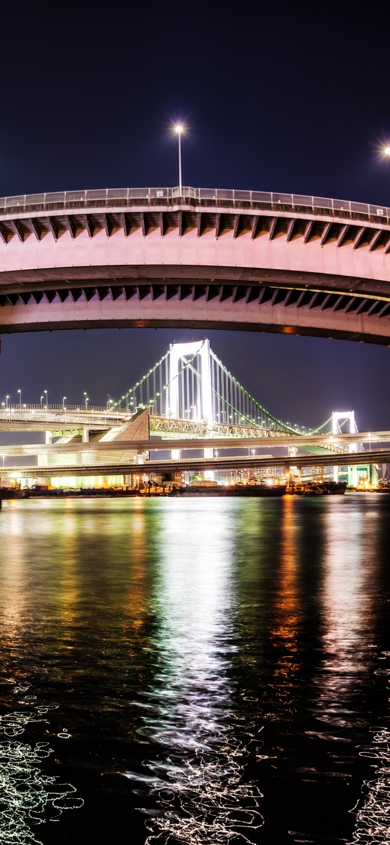 Обои Радужный мост, ночь, мост, ориентир, отражение в разрешении 1242x2688