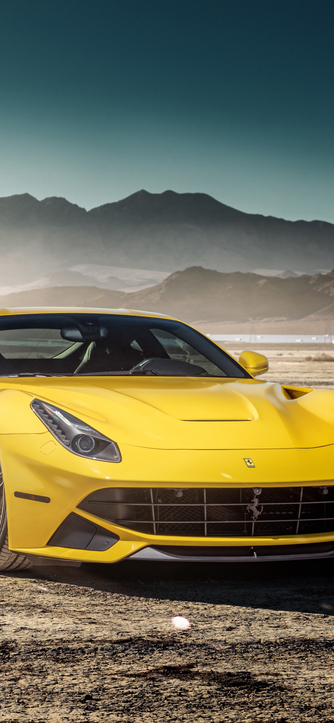 Обои Феррари f12, спорткар, авто, Ferrari, суперкар в разрешении 1125x2436